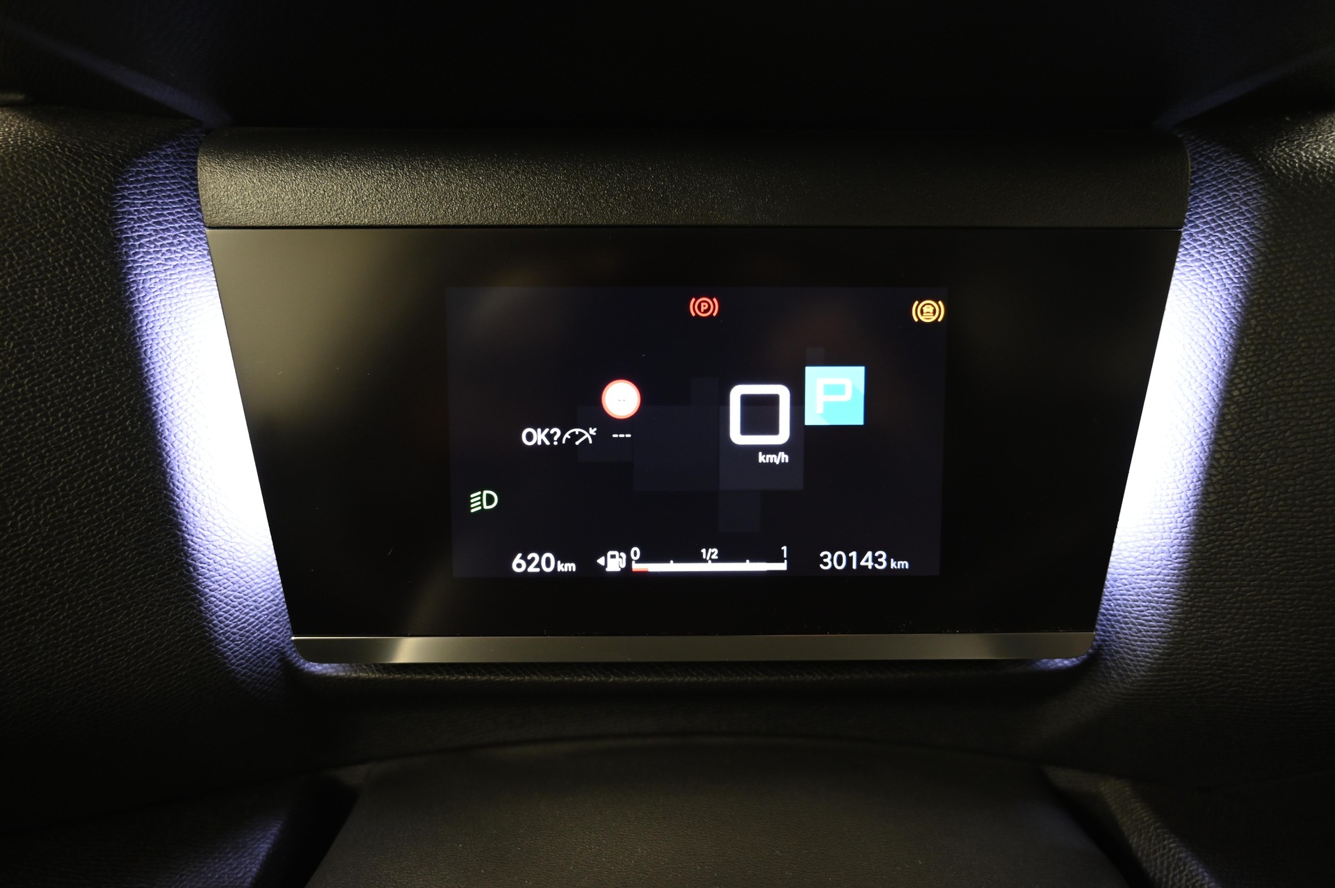 CITROEN C4 X 1.2 PureTech Swiss Edition-image-8