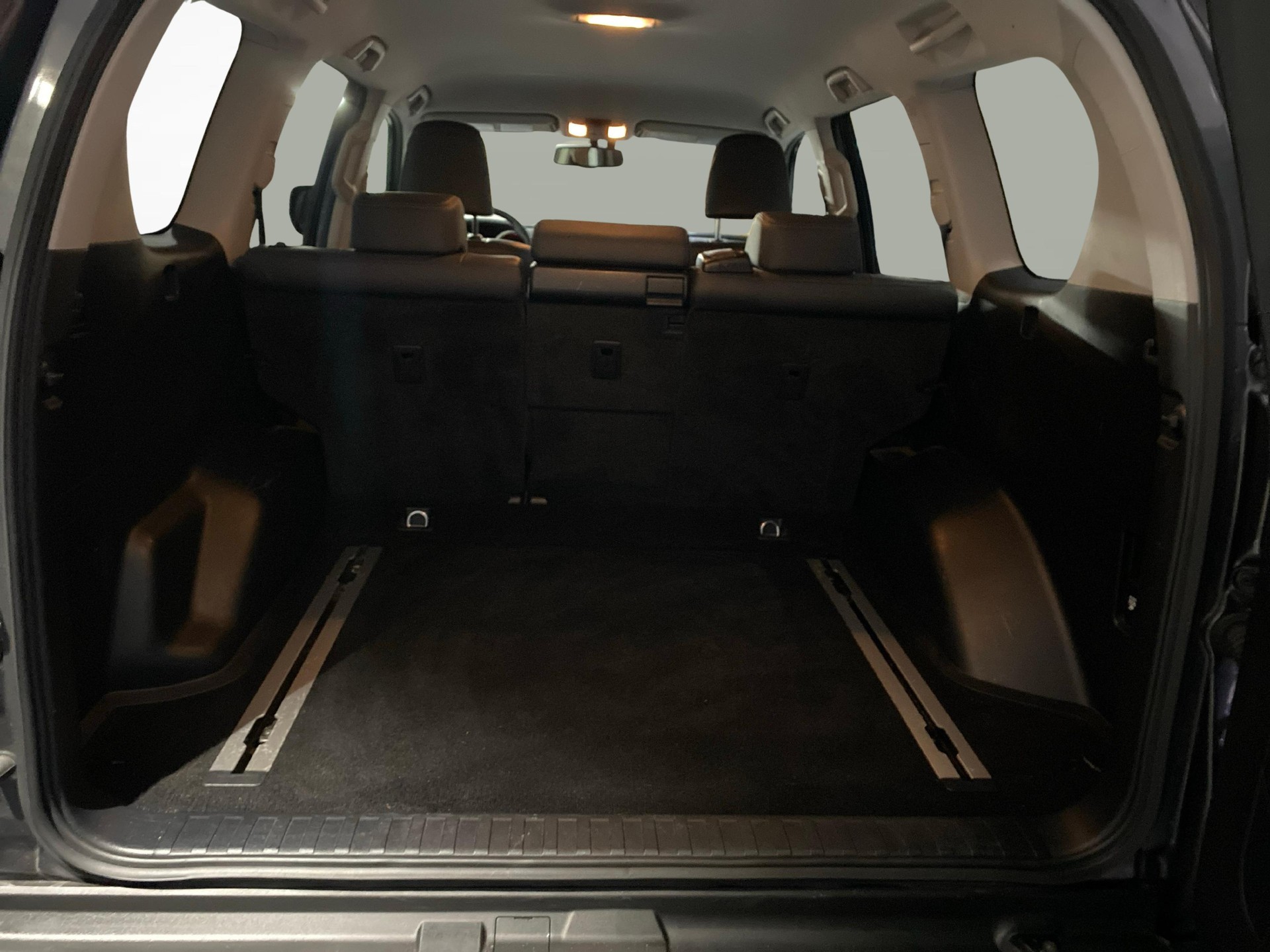 TOYOTA Land Cruiser 2.8 D Linea Sol-image-9