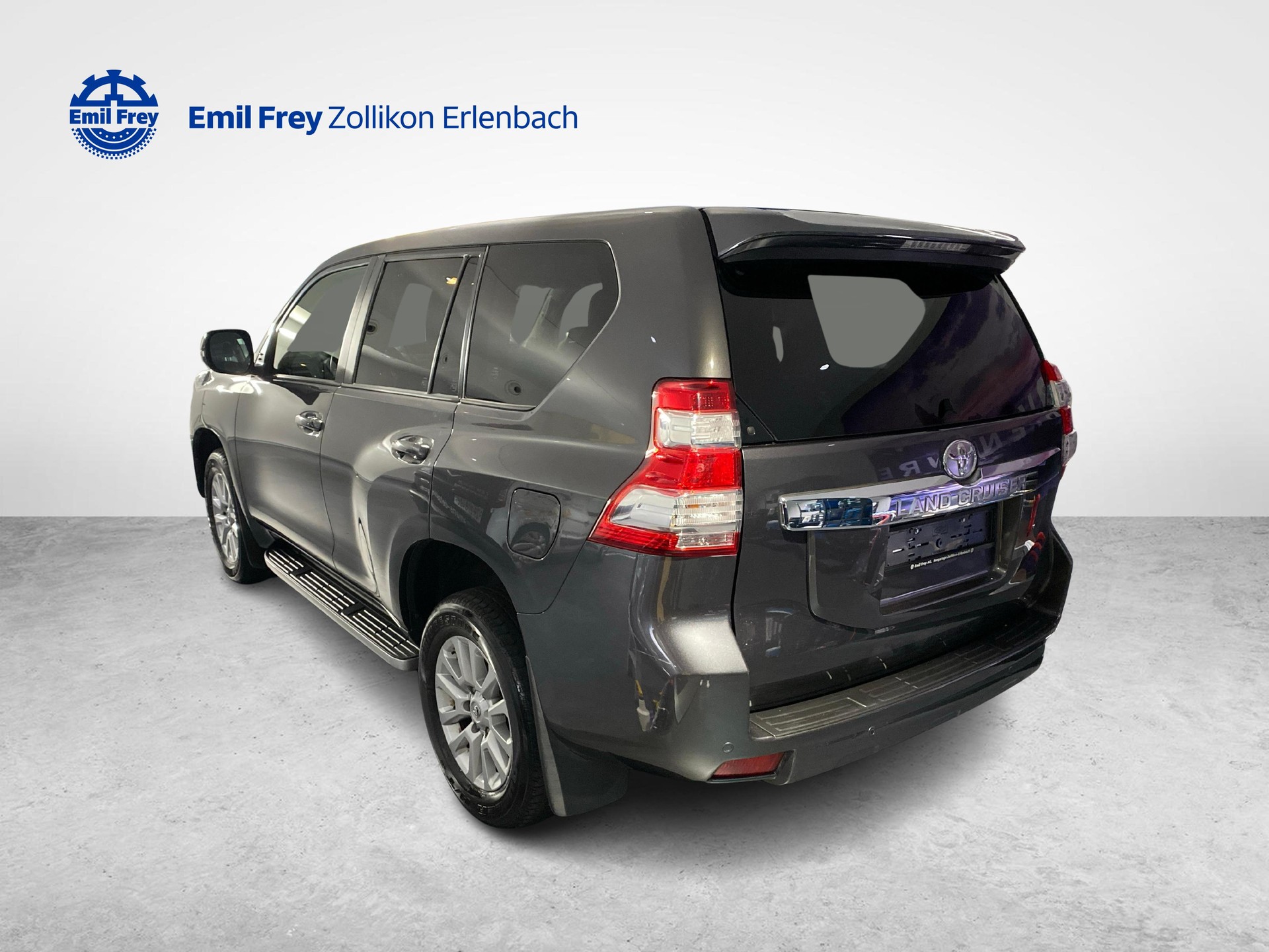 TOYOTA Land Cruiser 2.8 D Linea Sol-showroom-element-2