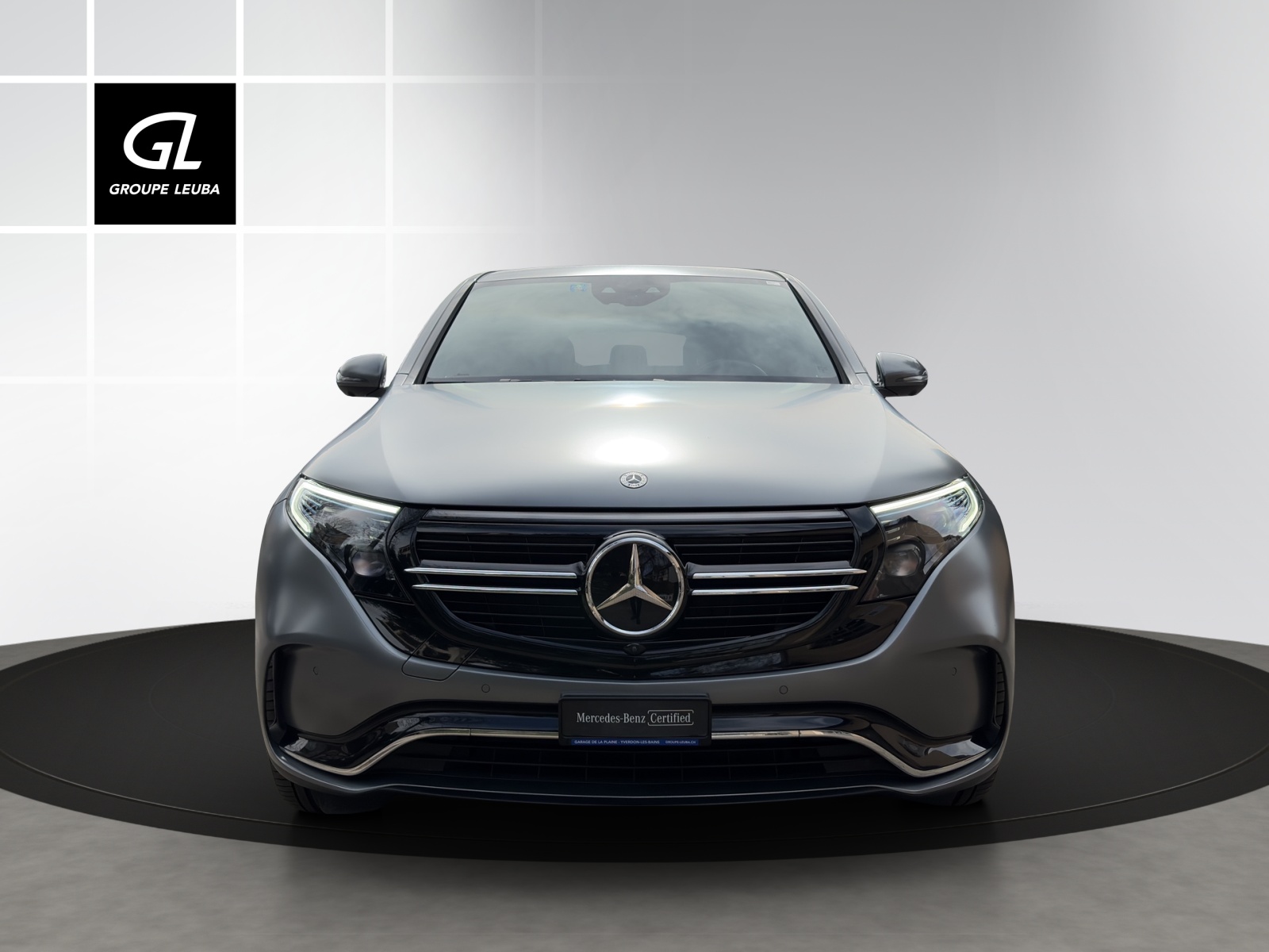 MERCEDES-BENZ EQC 400 AMG Line 4Matic-showroom-element-2