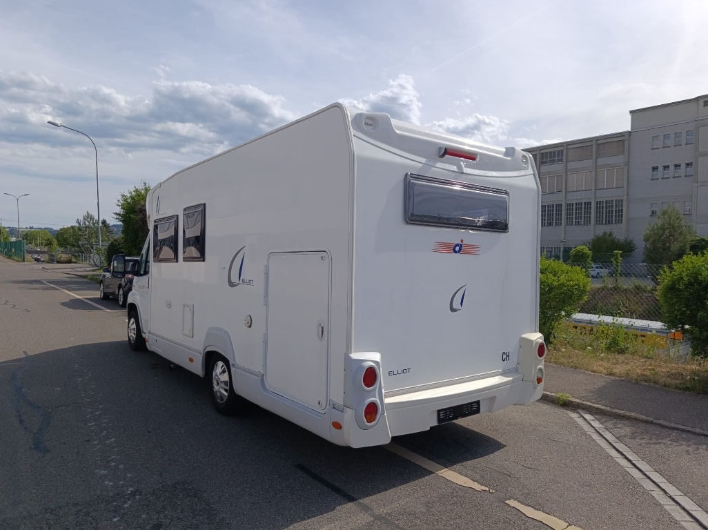 CI CARAVANSINTERNATIONAL Elliot Garage ***Hervorragendes Preis-Leistungs-Verhältnis***Multimedia *Rückfahrkamera *Navigation *Ventilator-showroom-element-2