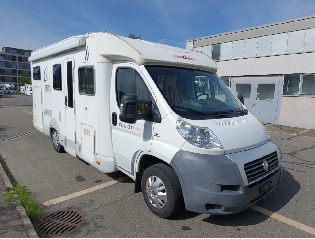 CI CARAVANSINTERNATIONAL Elliot Garage ***Hervorragendes Preis-Leistungs-Verhältnis***Multimedia *Rückfahrkamera *Navigation *Ventilator