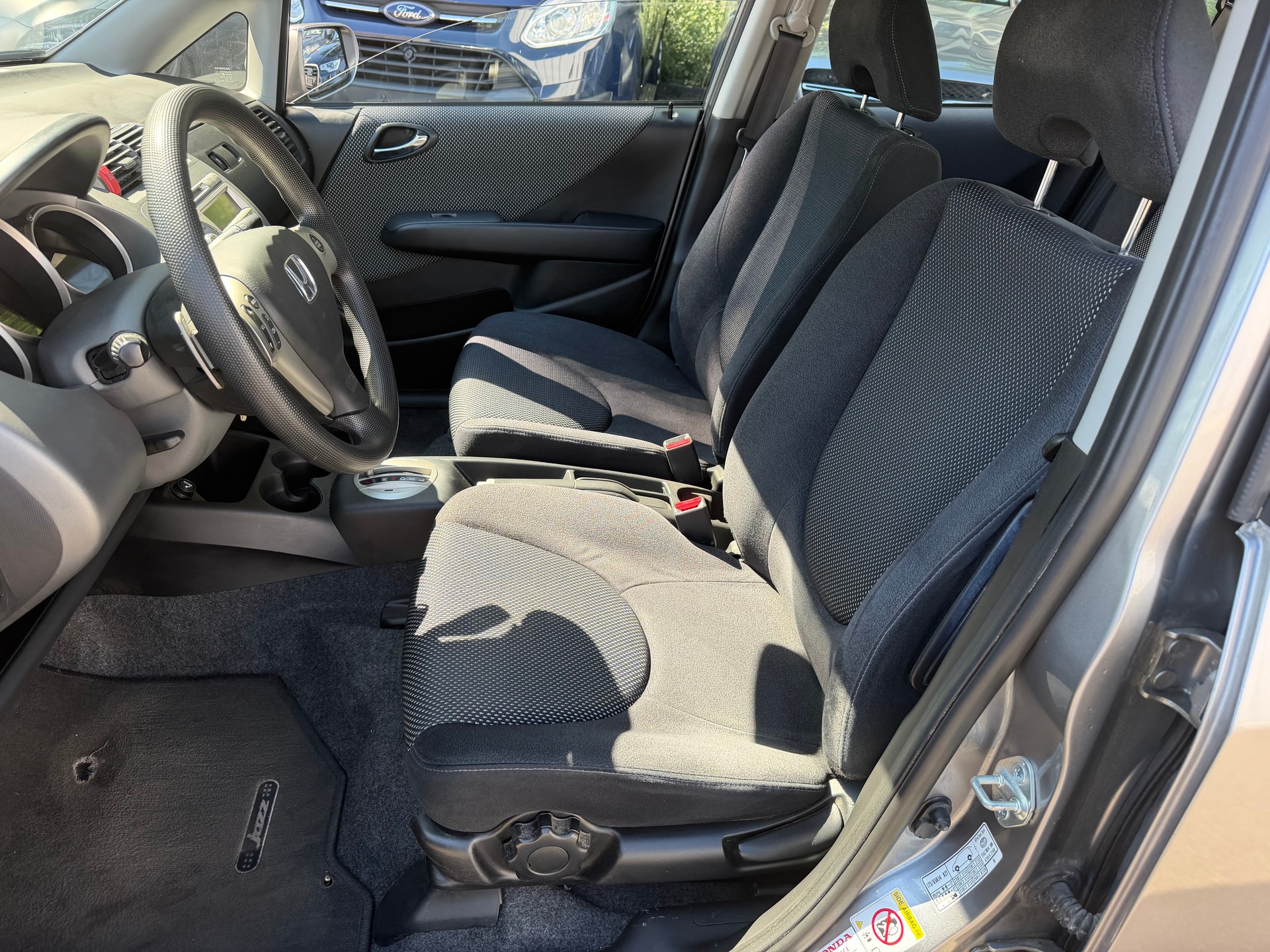 HONDA Jazz 1.4i LS-image-9
