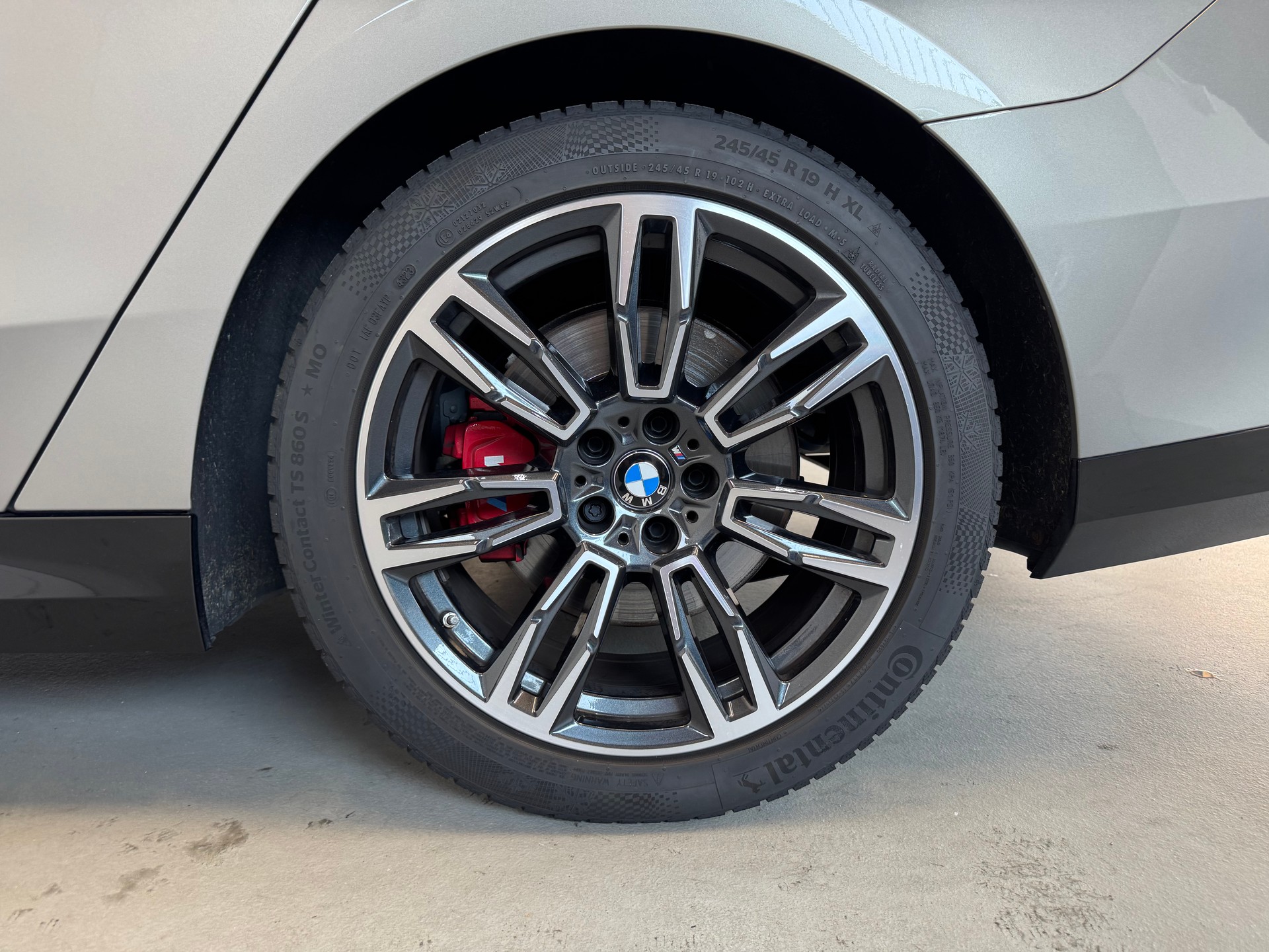 BMW 520d xDrive 48V M Sport Pro Steptronic-image-8