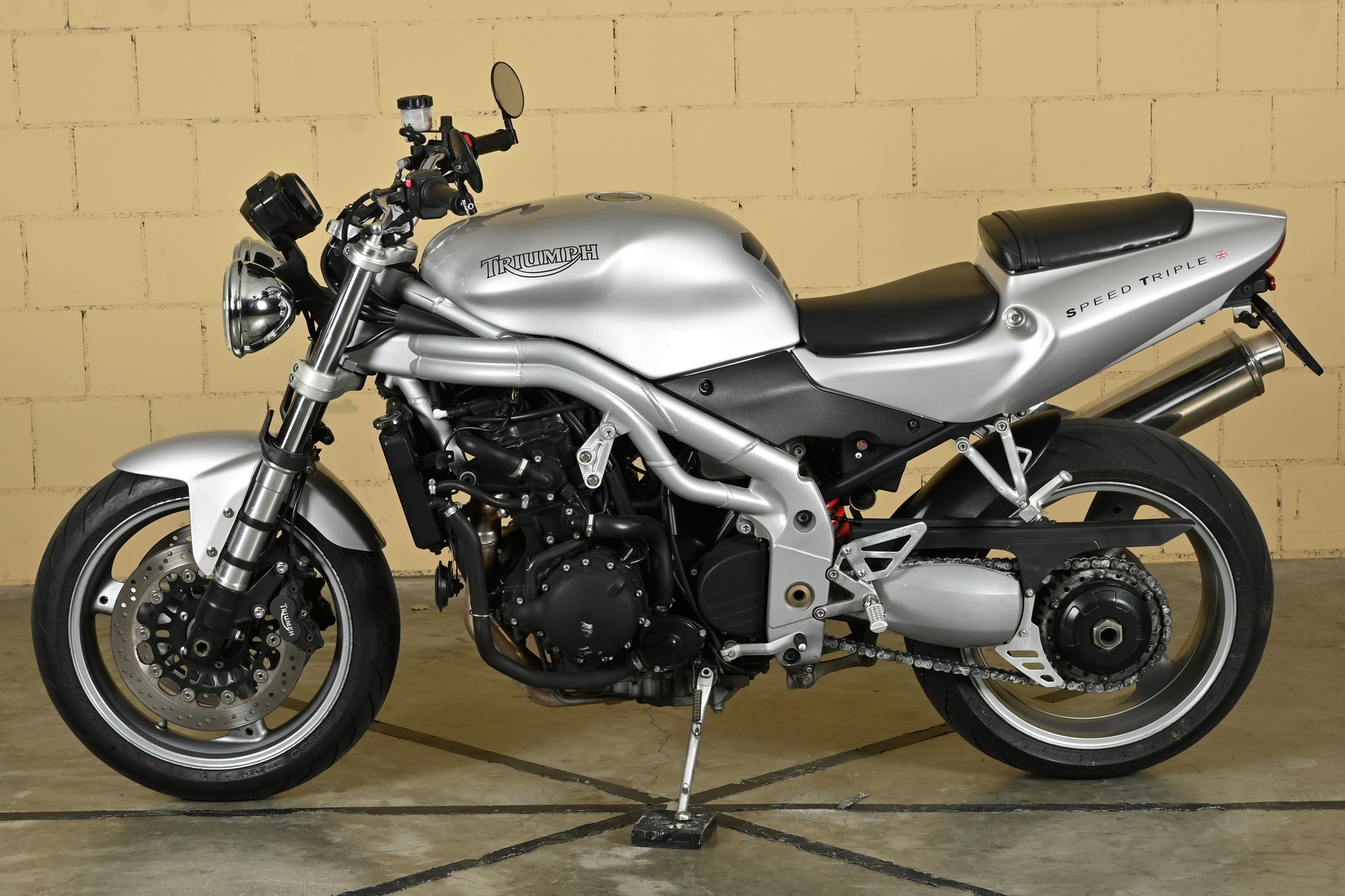 TRIUMPH Speed Triple 955i-image-3