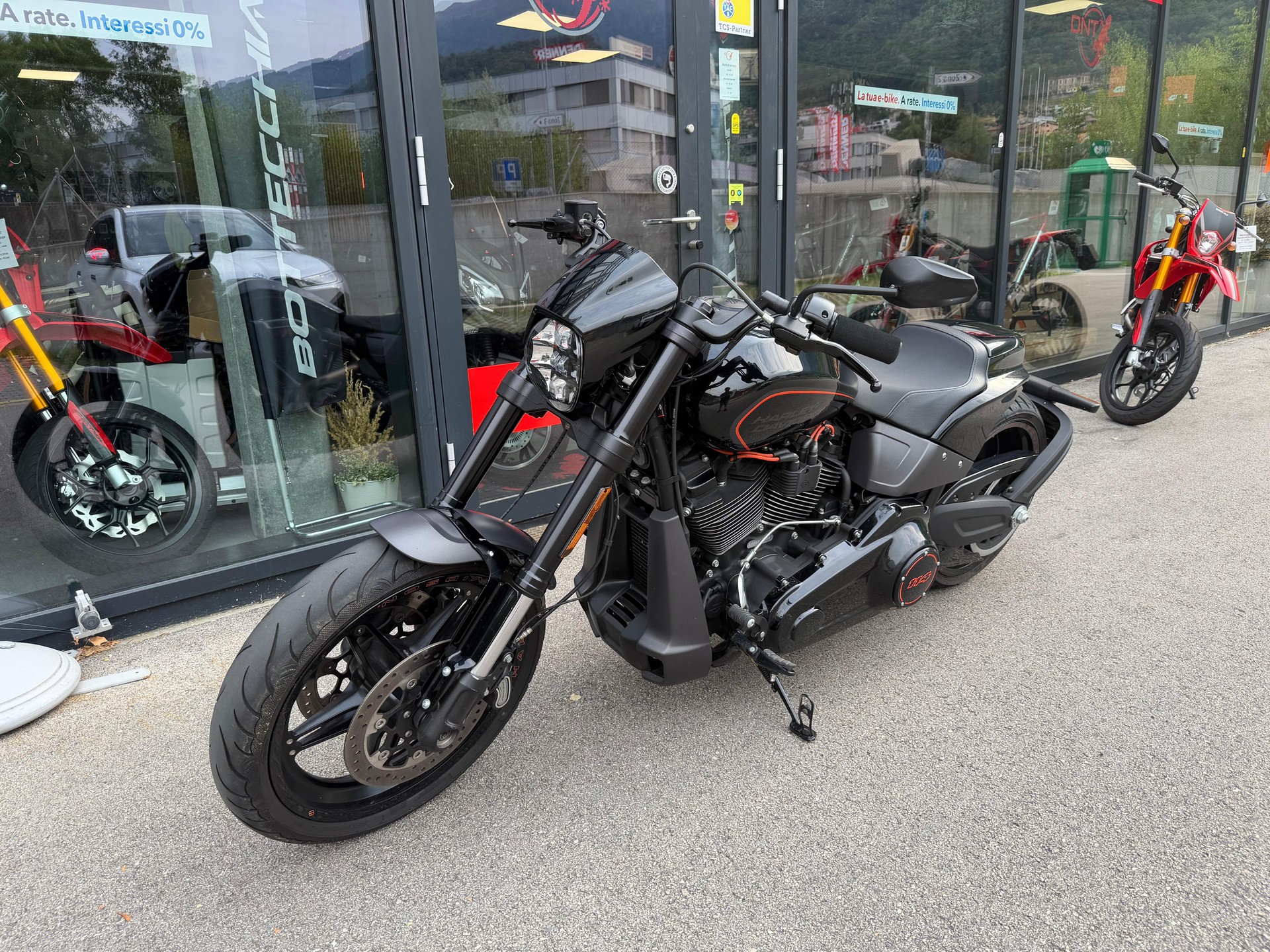 HARLEY-DAVIDSON FXDRS 114 ABS-image-3