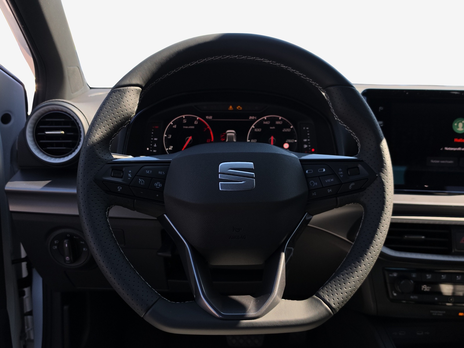 SEAT Ibiza 1.0 EcoTSI FR DSG-image-9
