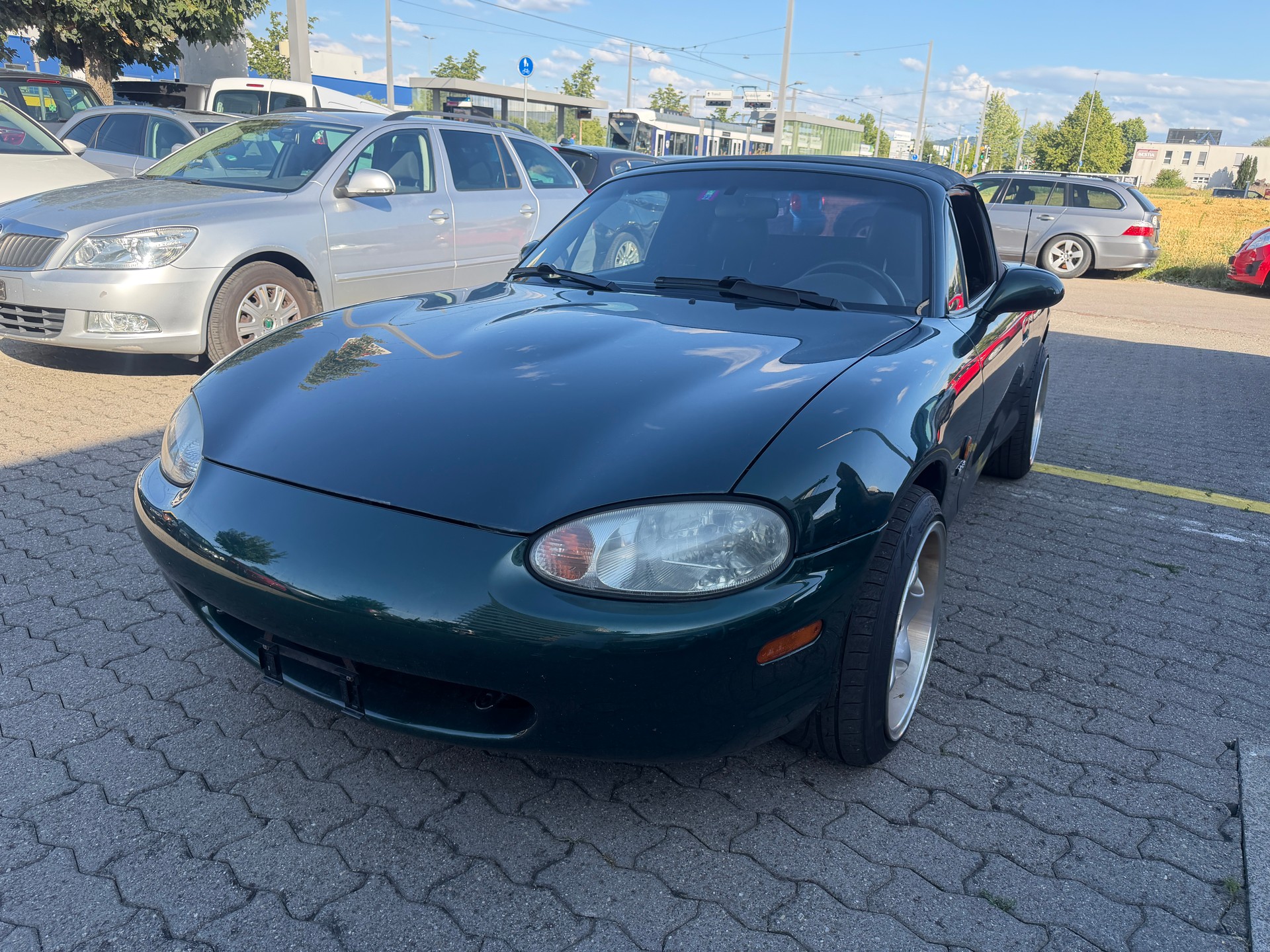 MAZDA MX-5 1.6i-16 GT Youngster-showroom-element-1