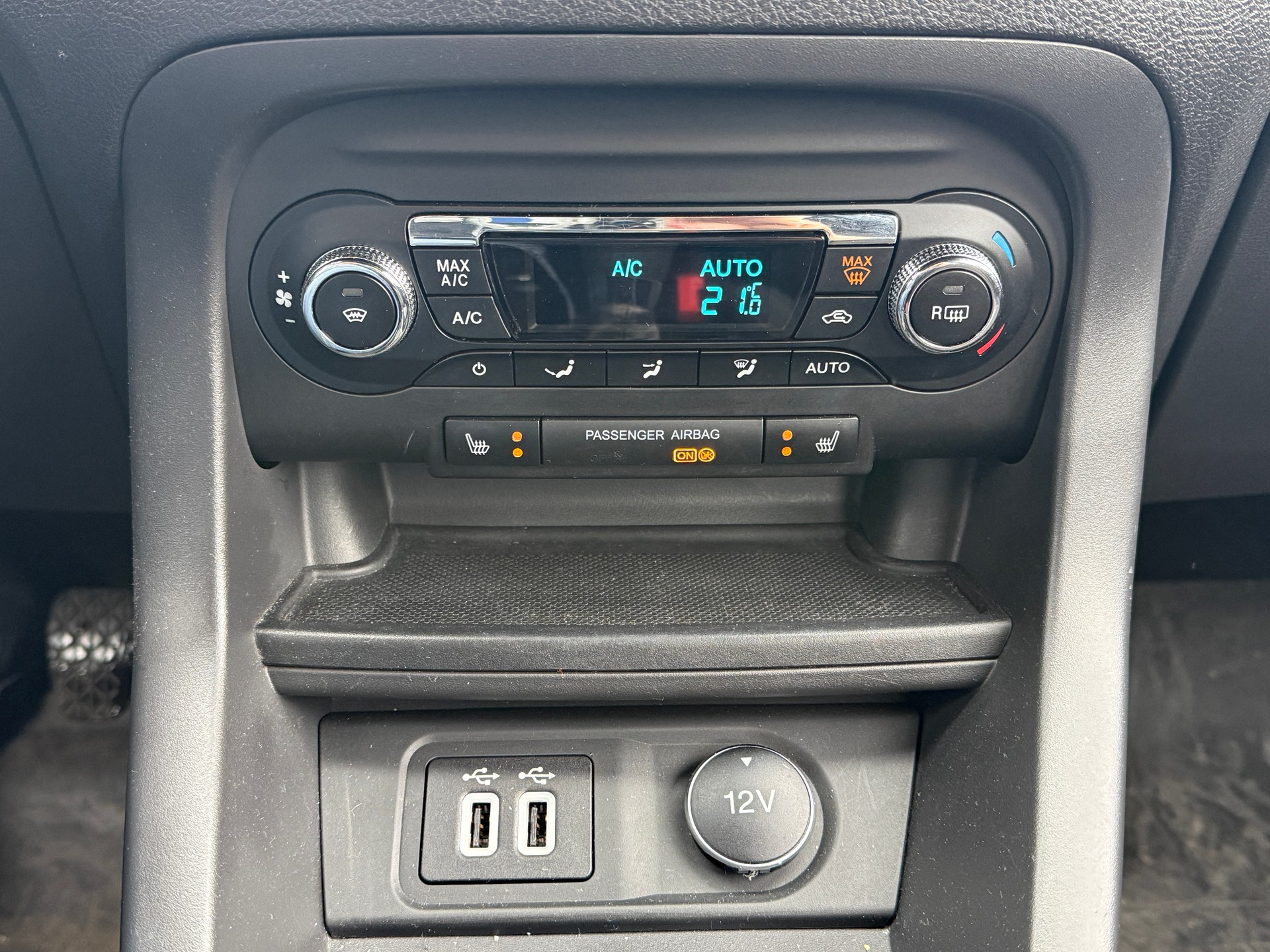 FORD KA+ 1.2 Ti-VCT Active-image-28