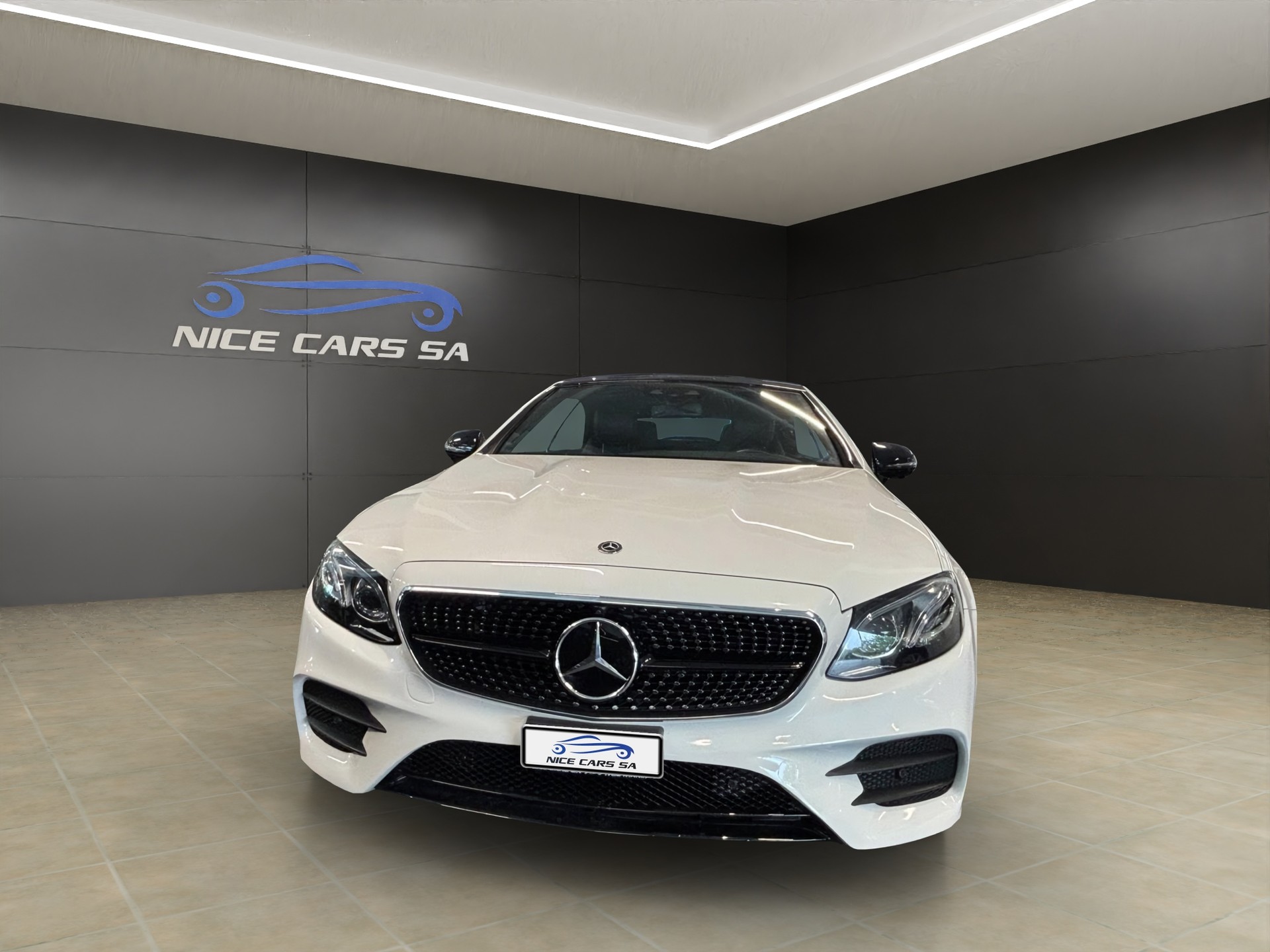 MERCEDES-BENZ E 400 Cabriolet AMG Line 4 Matic 9G-Tronic-showroom-element-1
