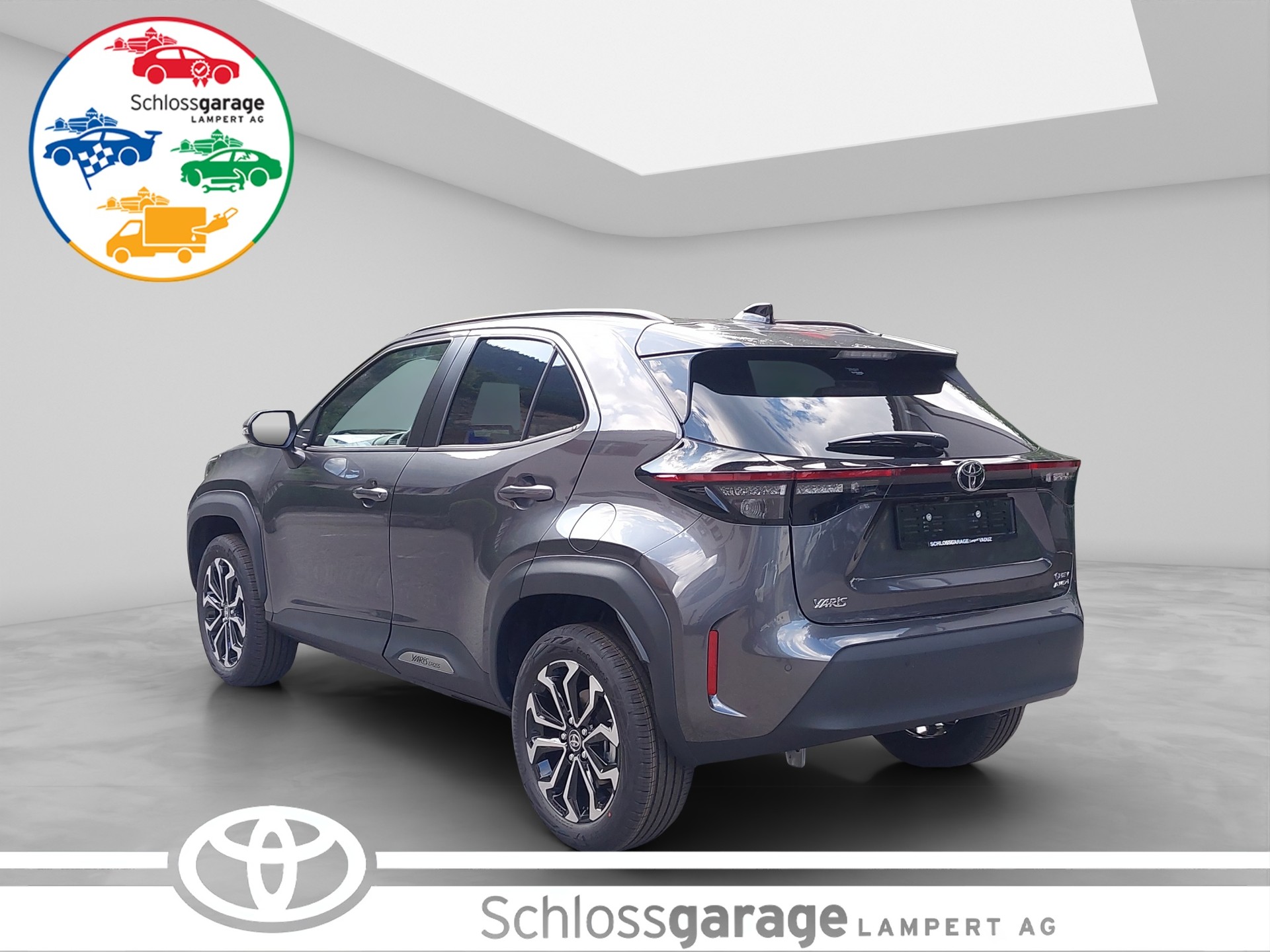 TOYOTA Yaris Cross 1.5 VVT-i HSD Trend AWD-i-showroom-element-3