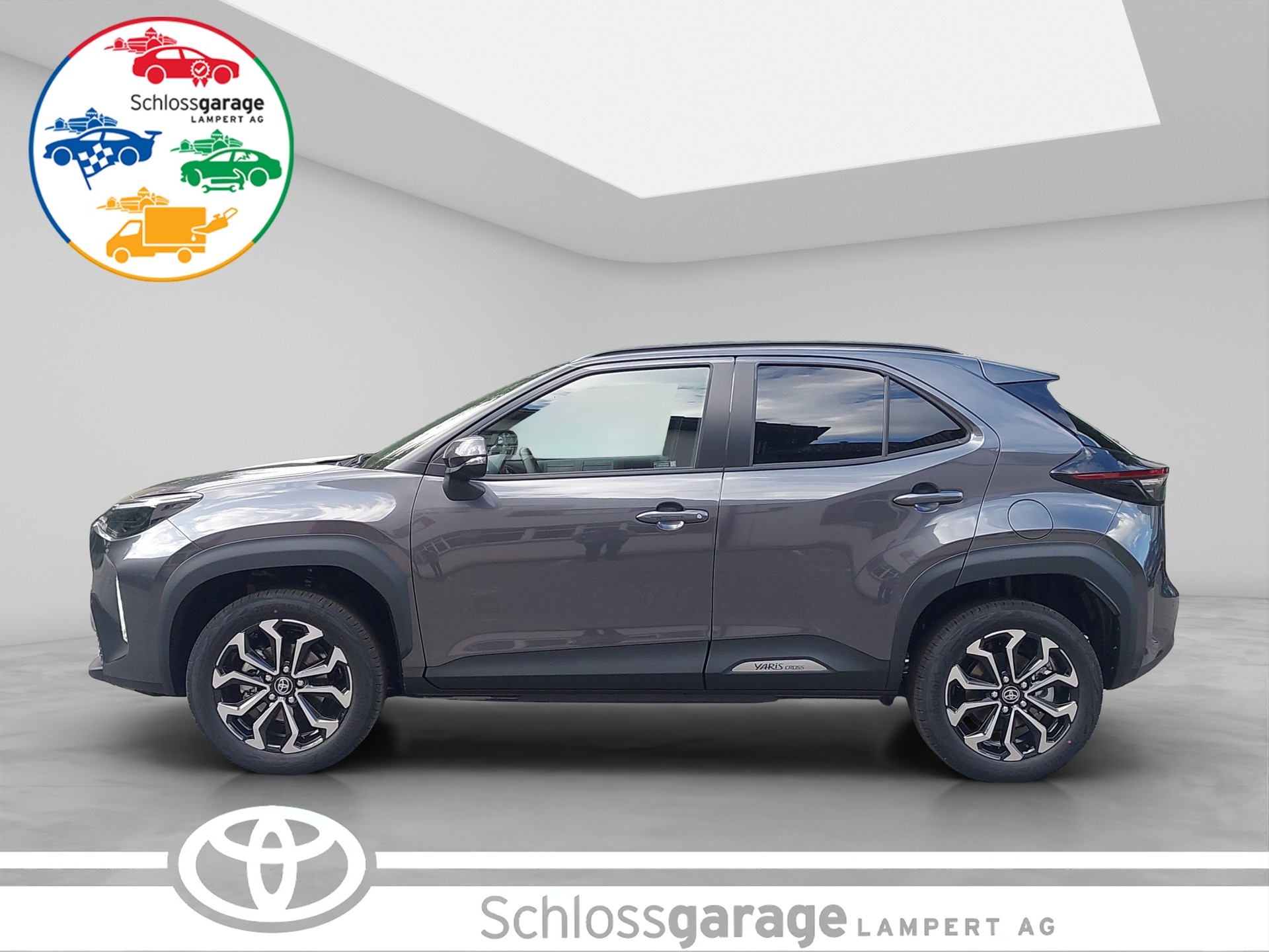 TOYOTA Yaris Cross 1.5 VVT-i HSD Trend AWD-i-showroom-element-2