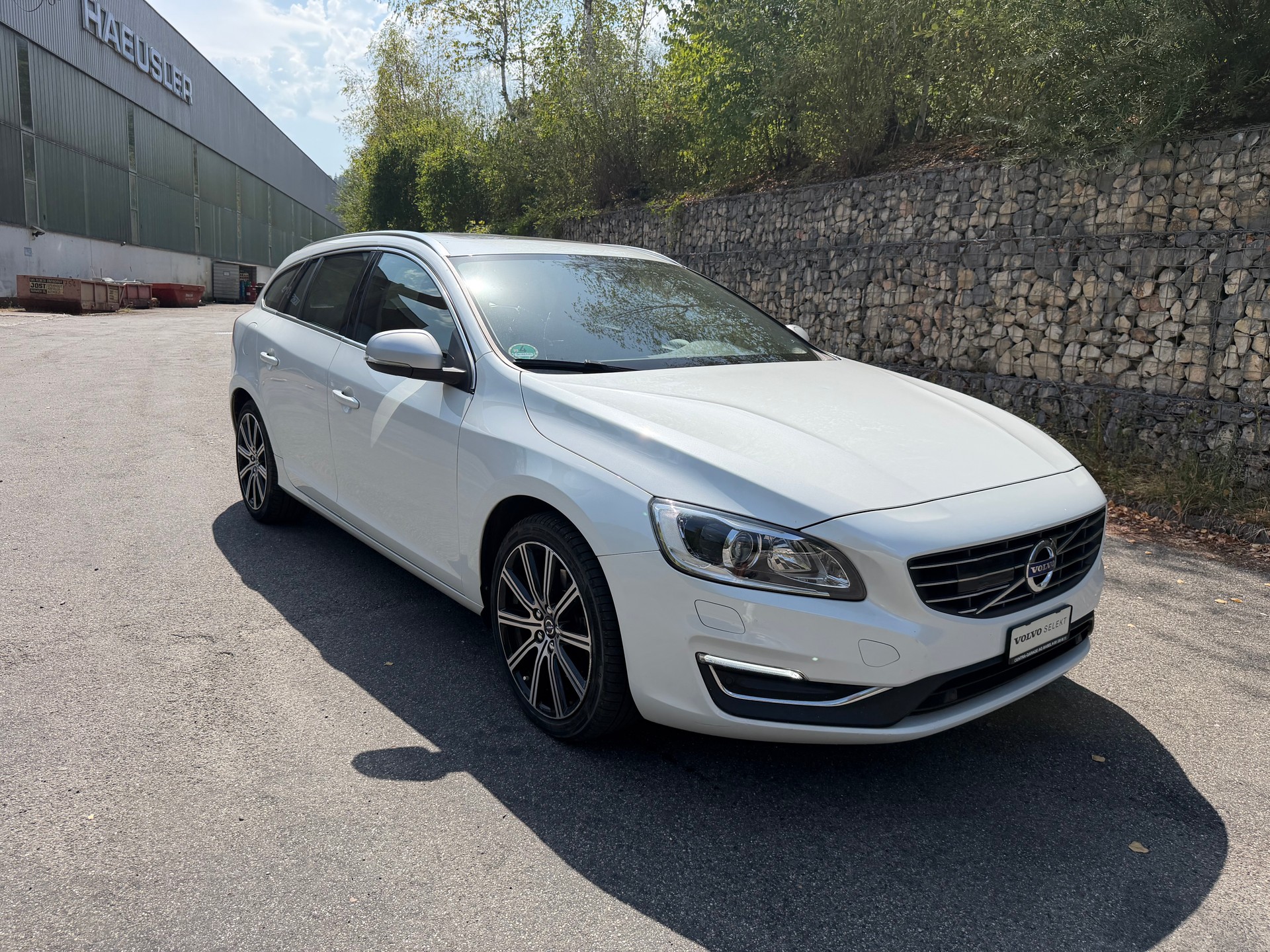 VOLVO V60 T6 AWD Summum Geartronic
