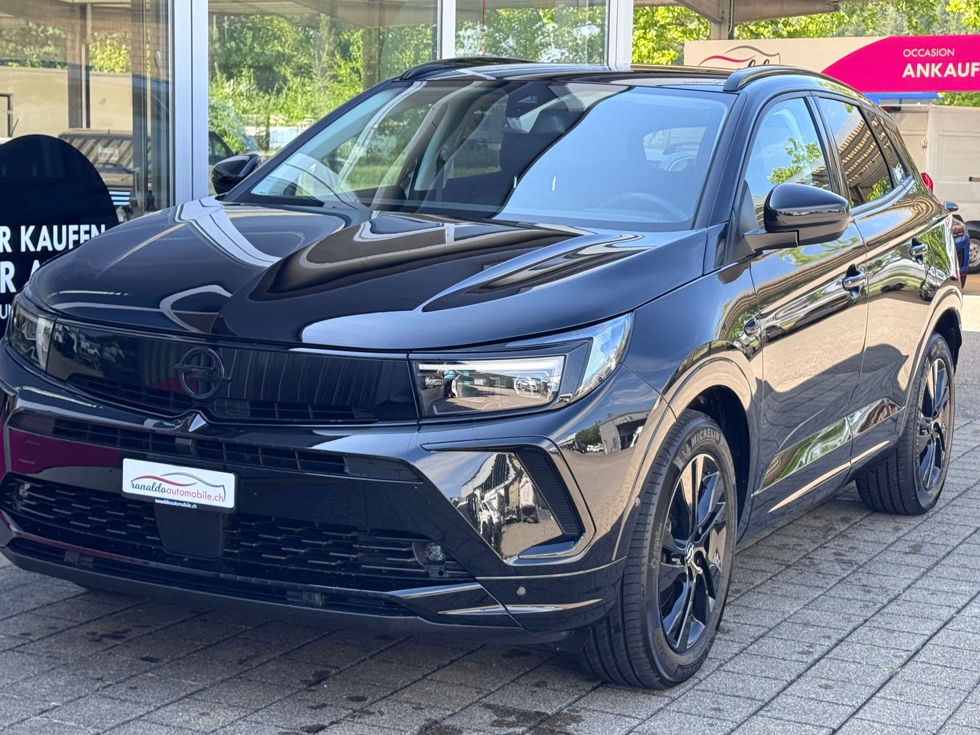 OPEL Grandland 1.2i TP GS Line+Automat+Navigation+Bluetooth+Rückfahrkamera+ACC+Getönte Scheiben+Sitz-/Lenkradheizung+LED +-showroom-element-2