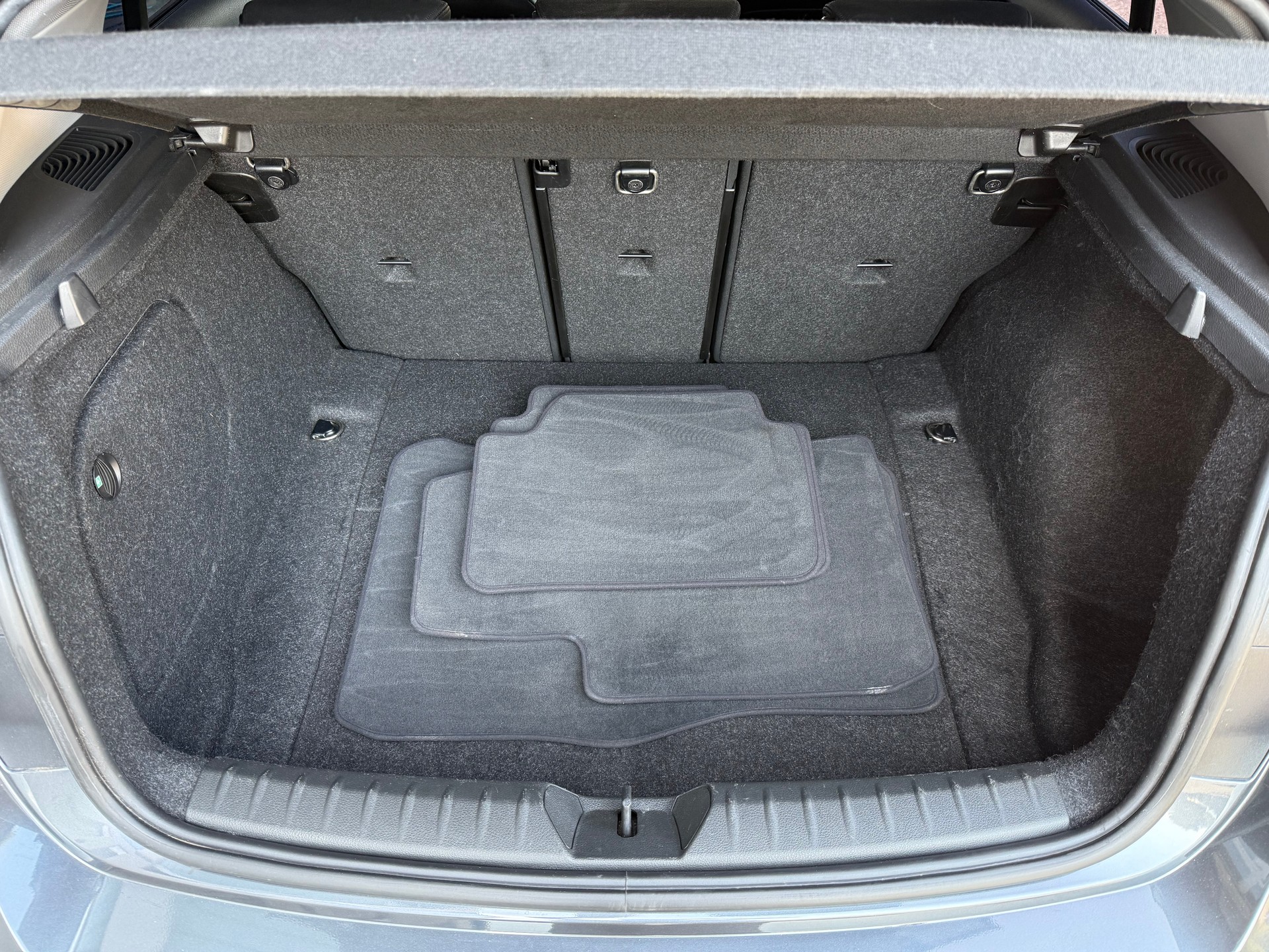 BMW 120d xDrive Steptronic-image-16