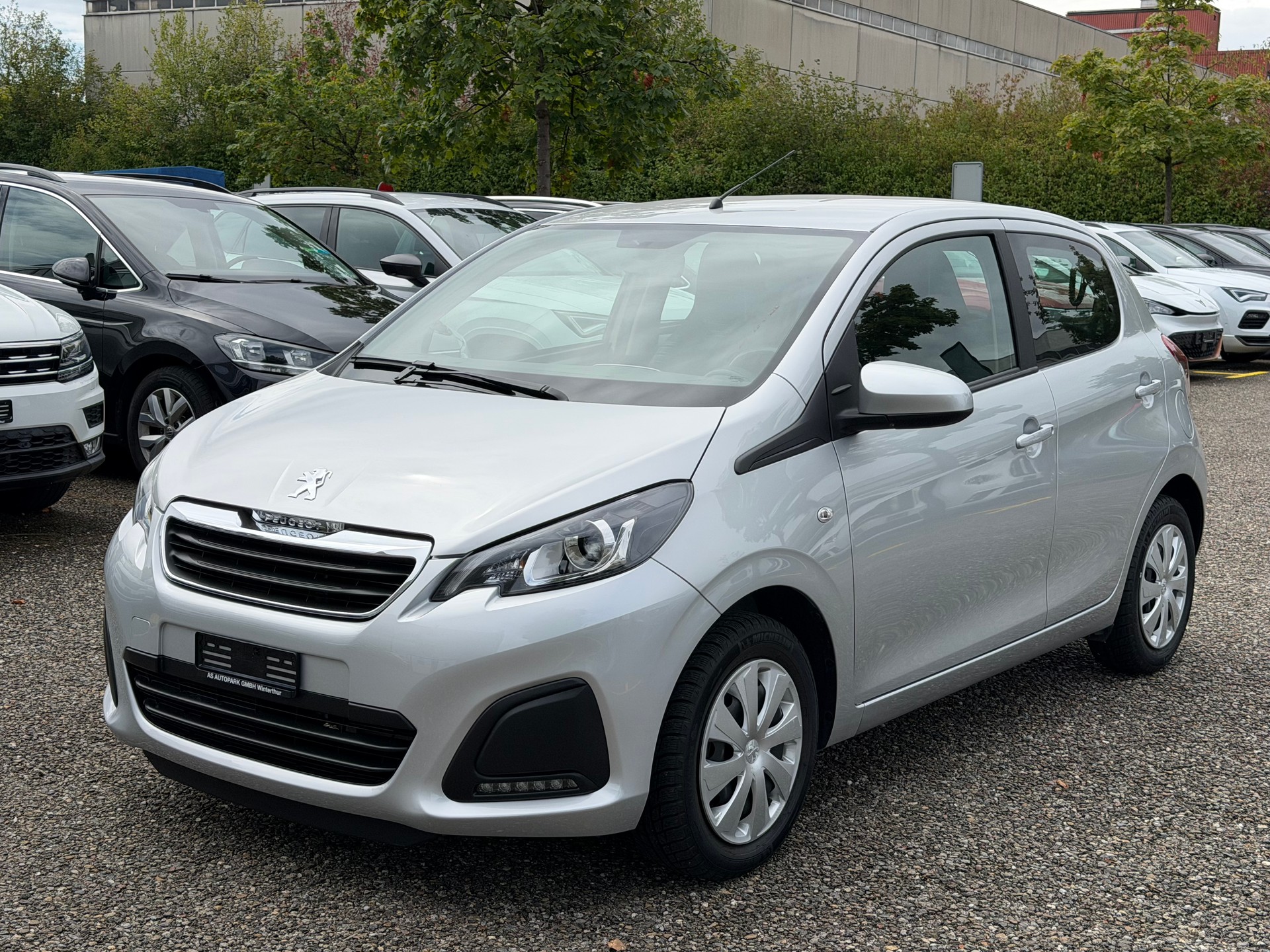 PEUGEOT 108 1.0 VTi Envy