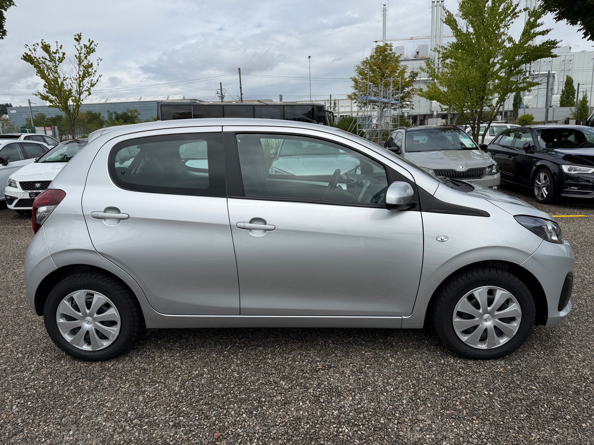 PEUGEOT 108 1.0 VTi Envy-showroom-element-3