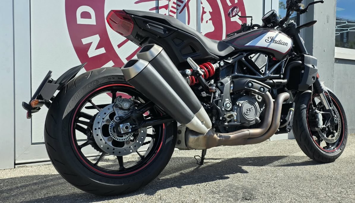 INDIAN FTR 1200 Z R Carbon-image-4