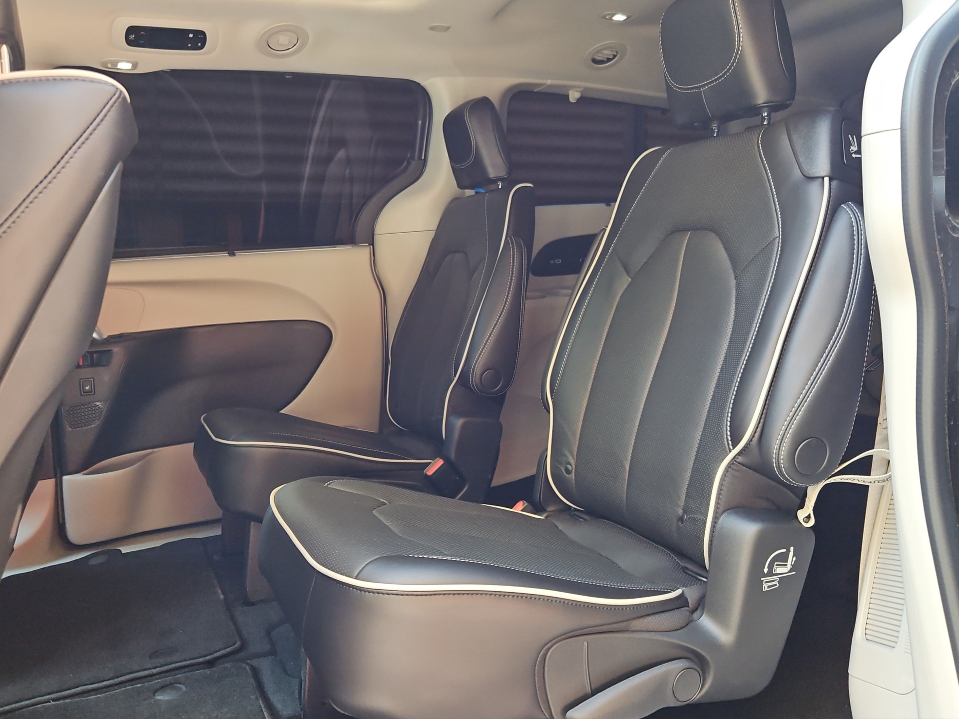 CHRYSLER PACIFICA 3.6 AWD-image-12