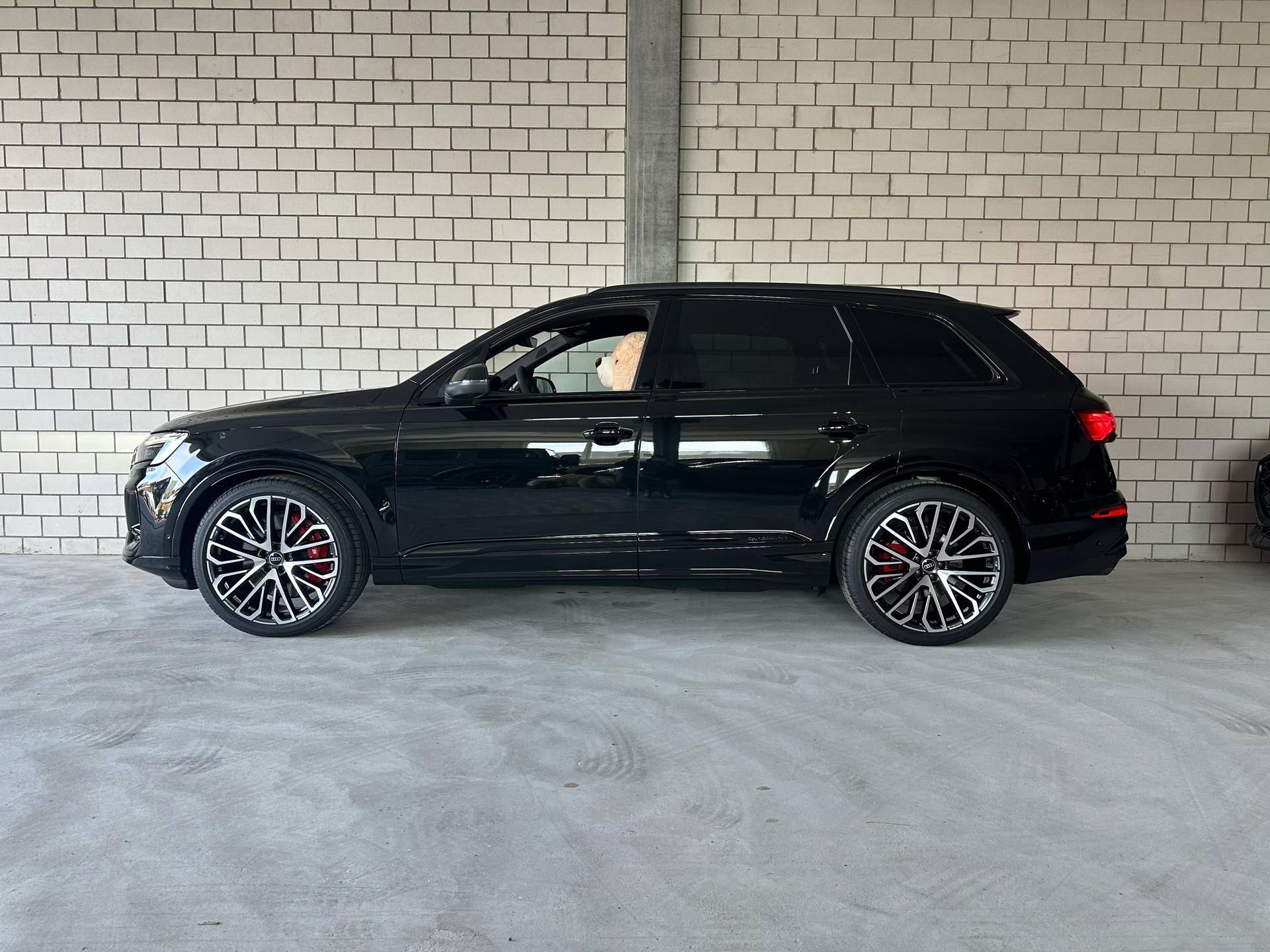 AUDI SQ7 TFSI quattro tiptronic Traumausstattung + ABT 650 PS / 850 NM