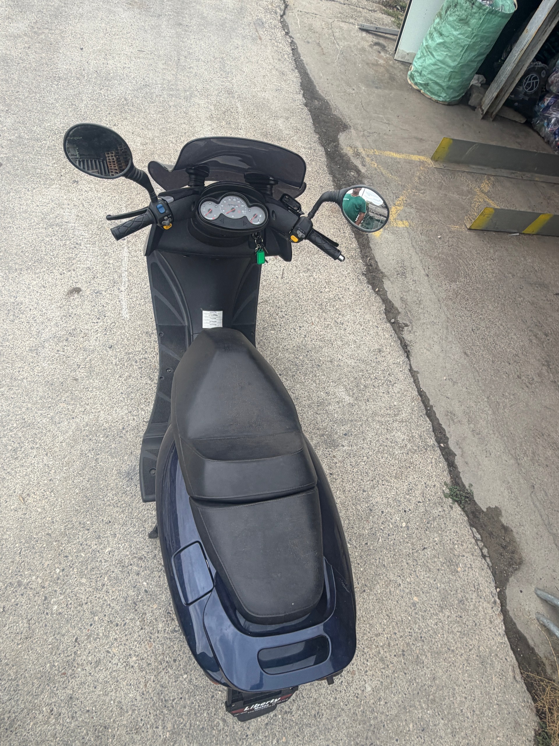 YAMAHA Majesty YP 125 D-image-2