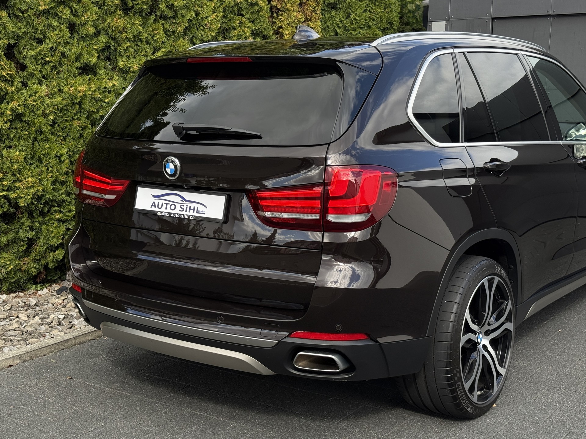 BMW X5 xDrive 40d Steptronic / Frisch ab MFK / AHK-image-11