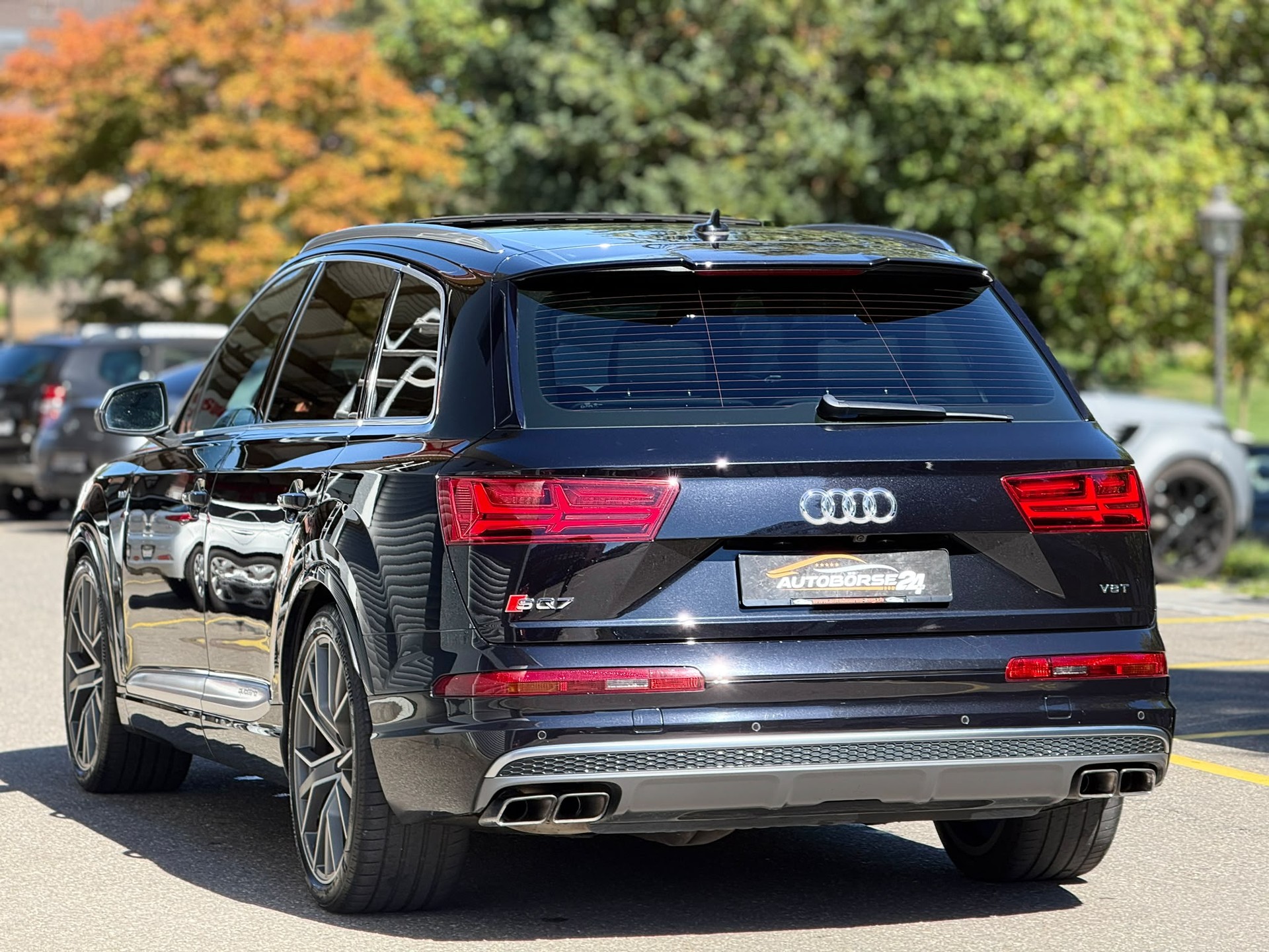 AUDI SQ7 4.0 V8 TDI quattro T-Tronic-showroom-element-3