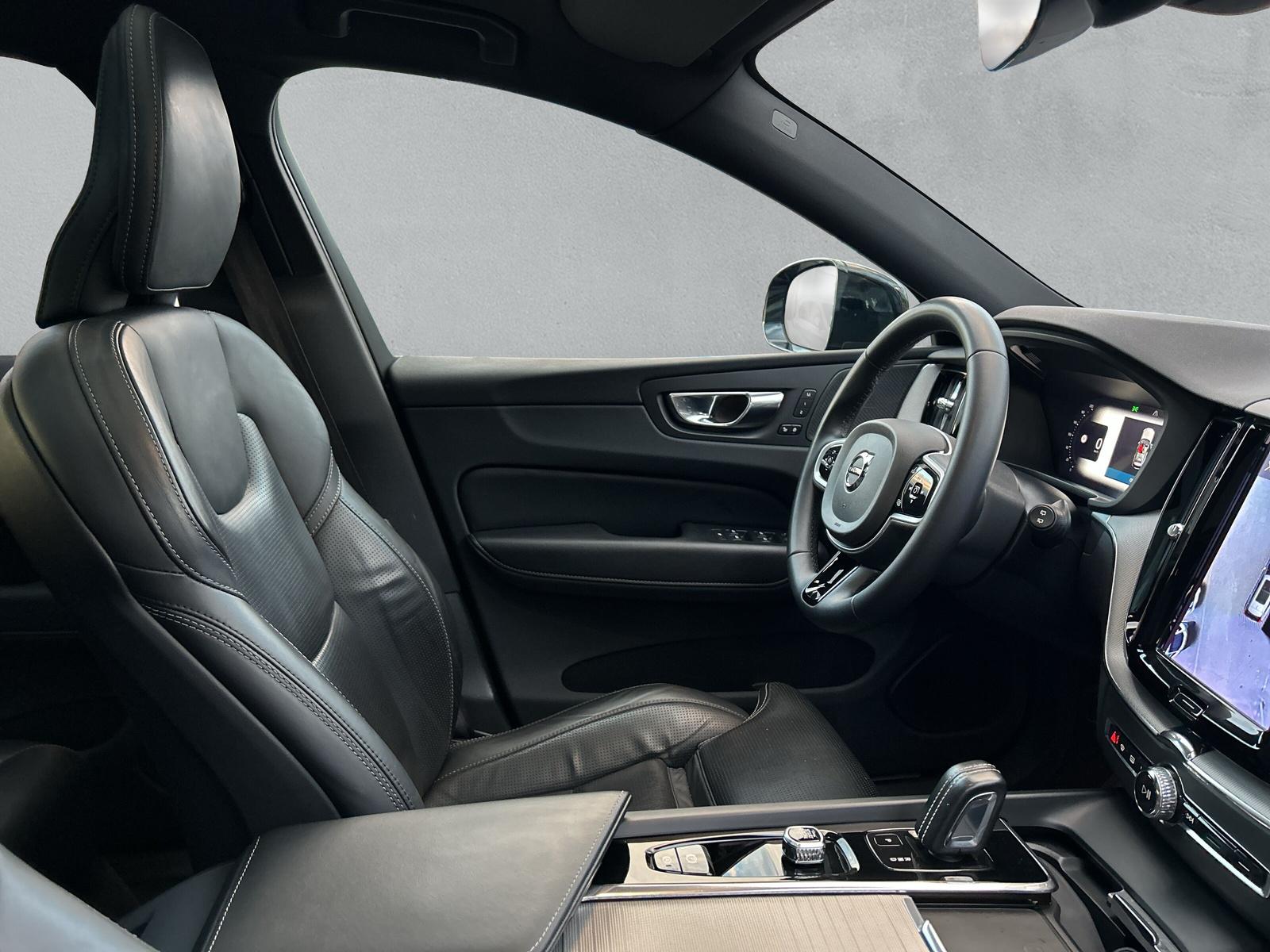 VOLVO XC60 2.0 T6 TE R-Design eAWD (CH) ** Action Leasing à 2.88% Jusqu'au 30.09.2026 **-image-13