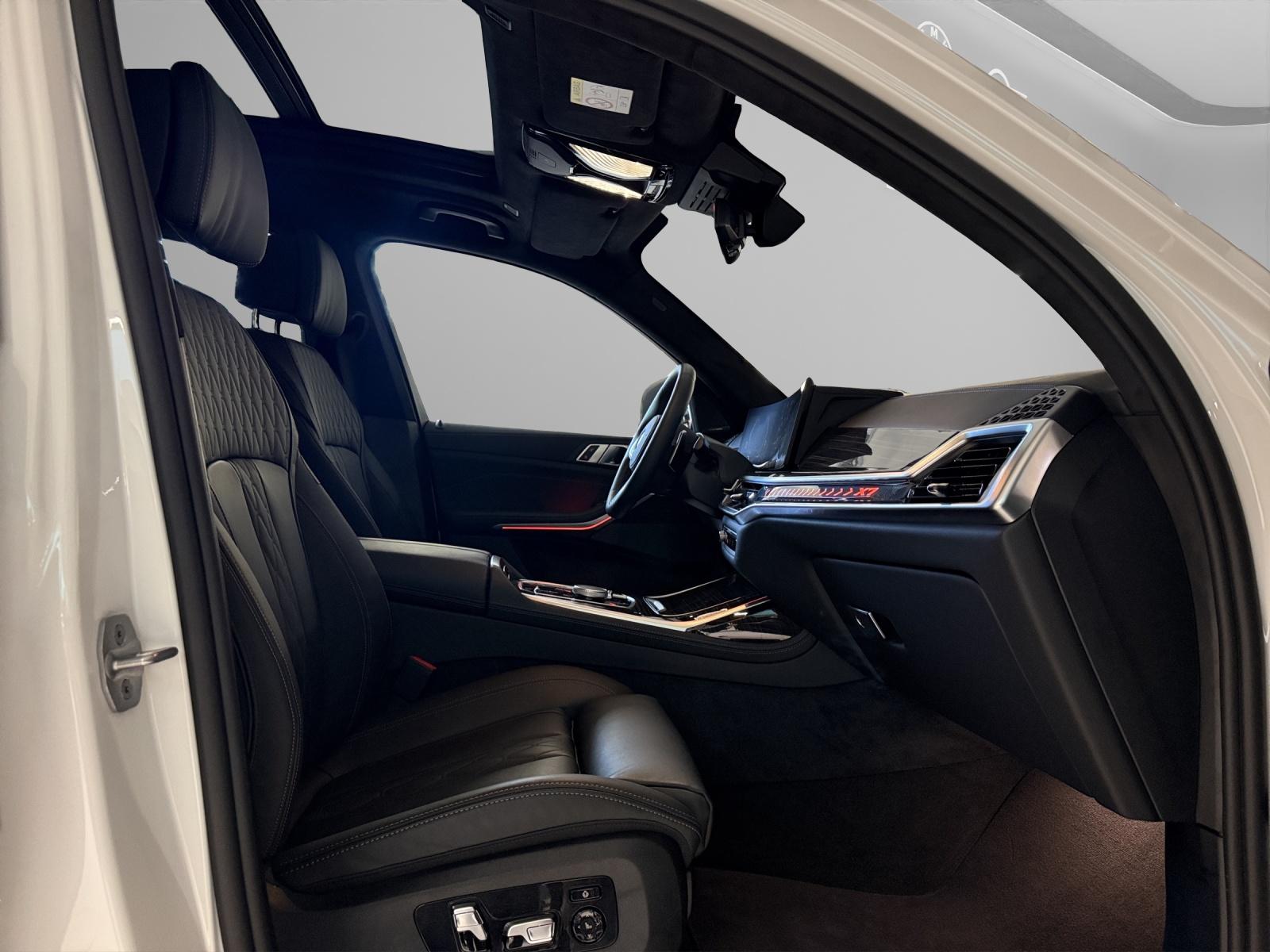 BMW X7 40i xDrive M Sportpaket-image-18