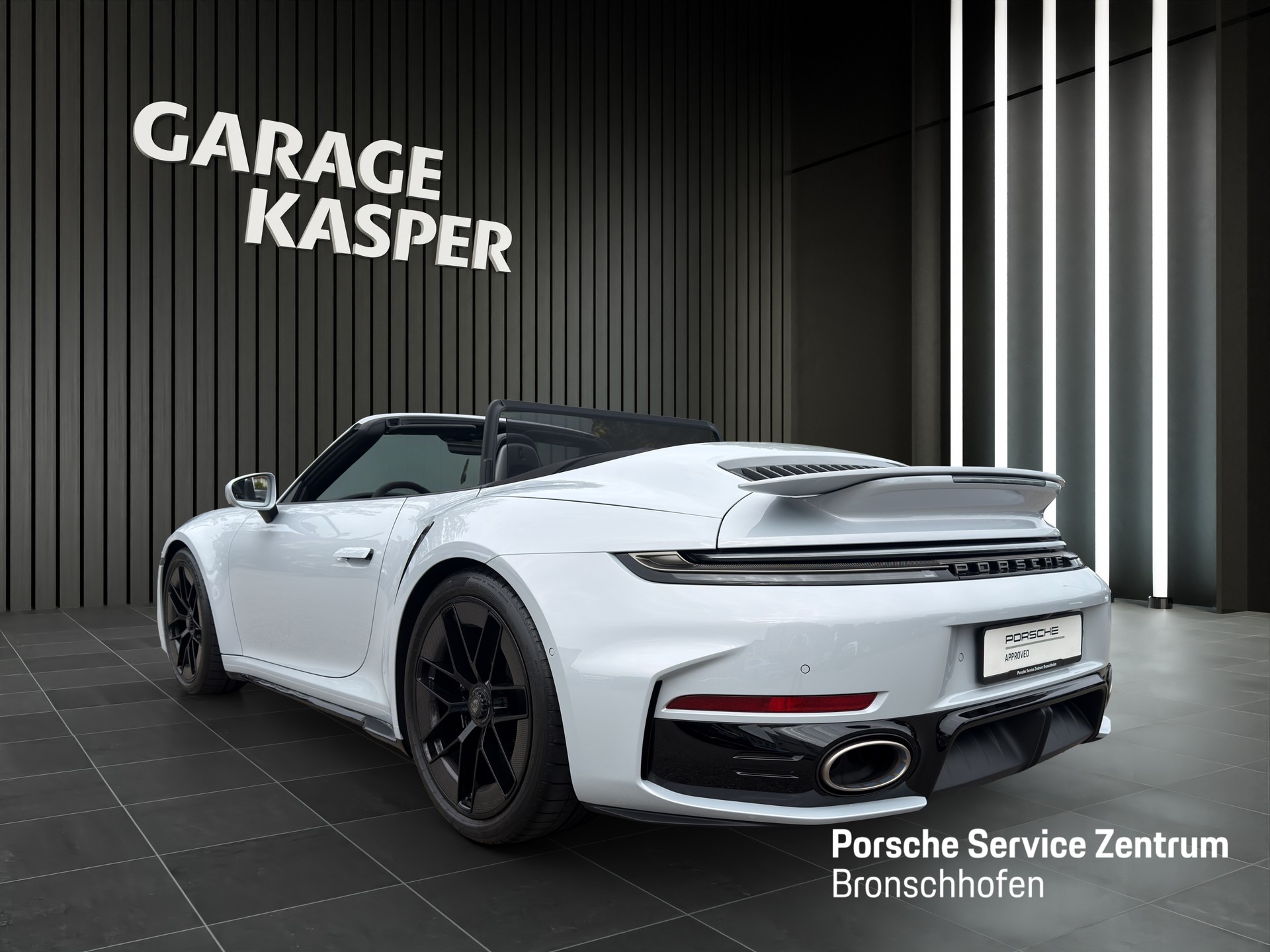 PORSCHE 911 Turbo S Cabriolet-showroom-element-2