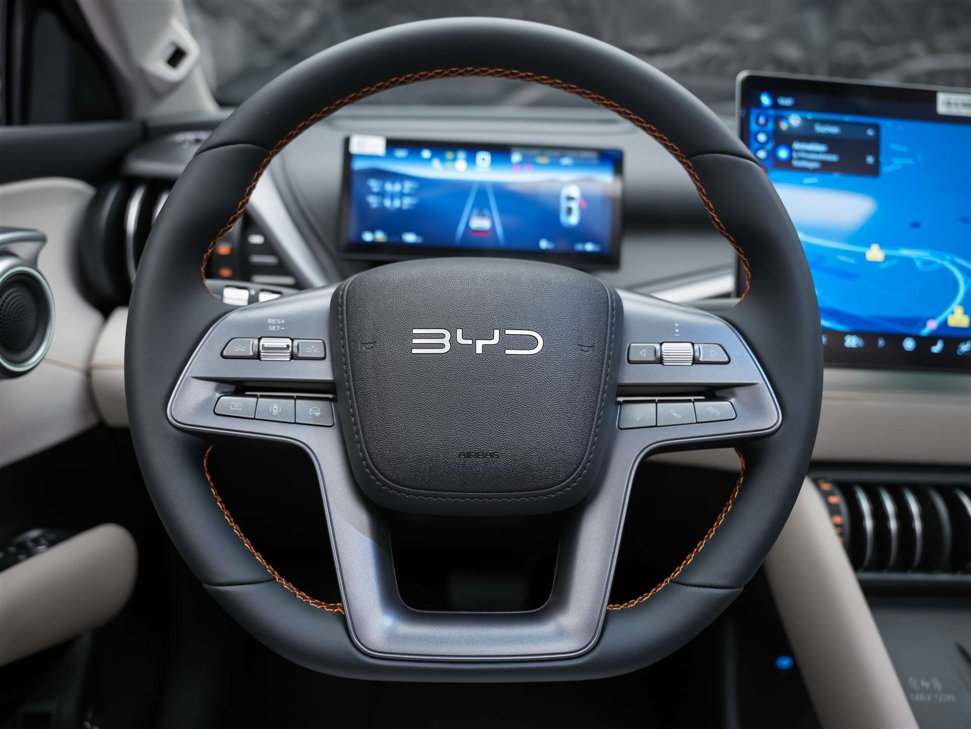 BYD Atto 3 EVO 74.8 kWh Excellence AWD *SOFORT Verfügbar*Werksgarantie*Panorama*Lenkradheizung*360° Kamera*-image-28