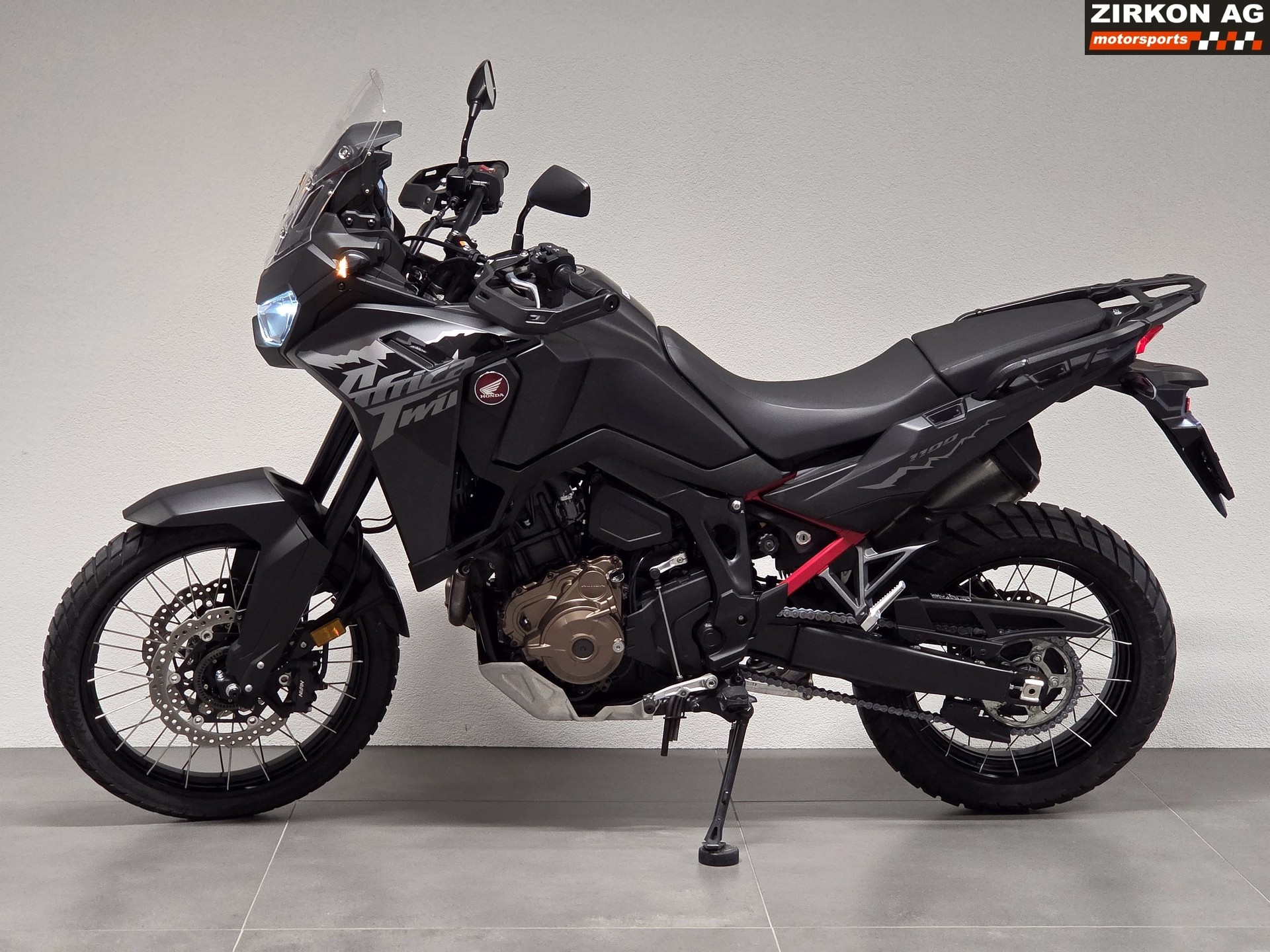 HONDA CRF 1100 Africa Twin-image-10
