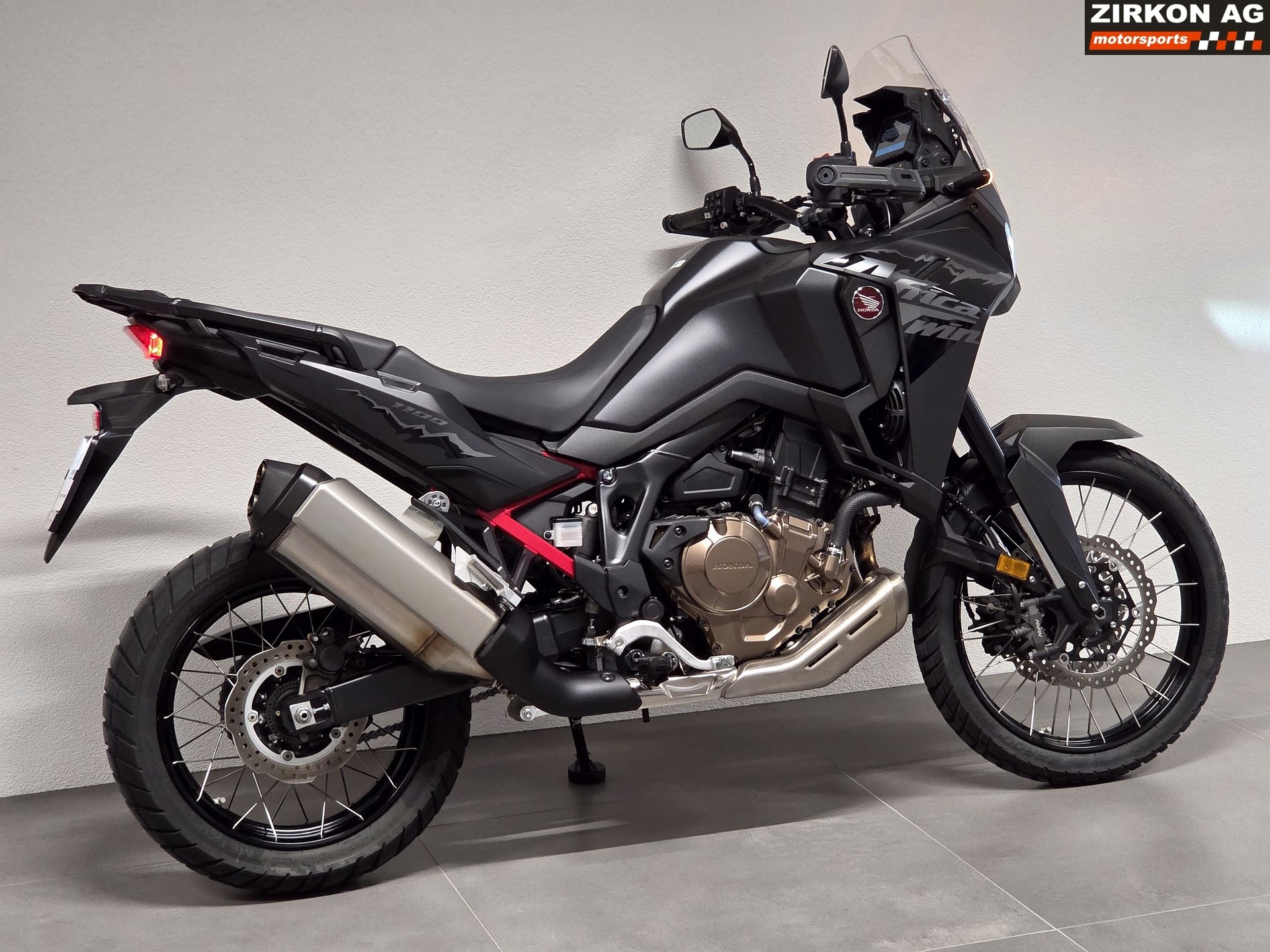 HONDA CRF 1100 Africa Twin-image-6