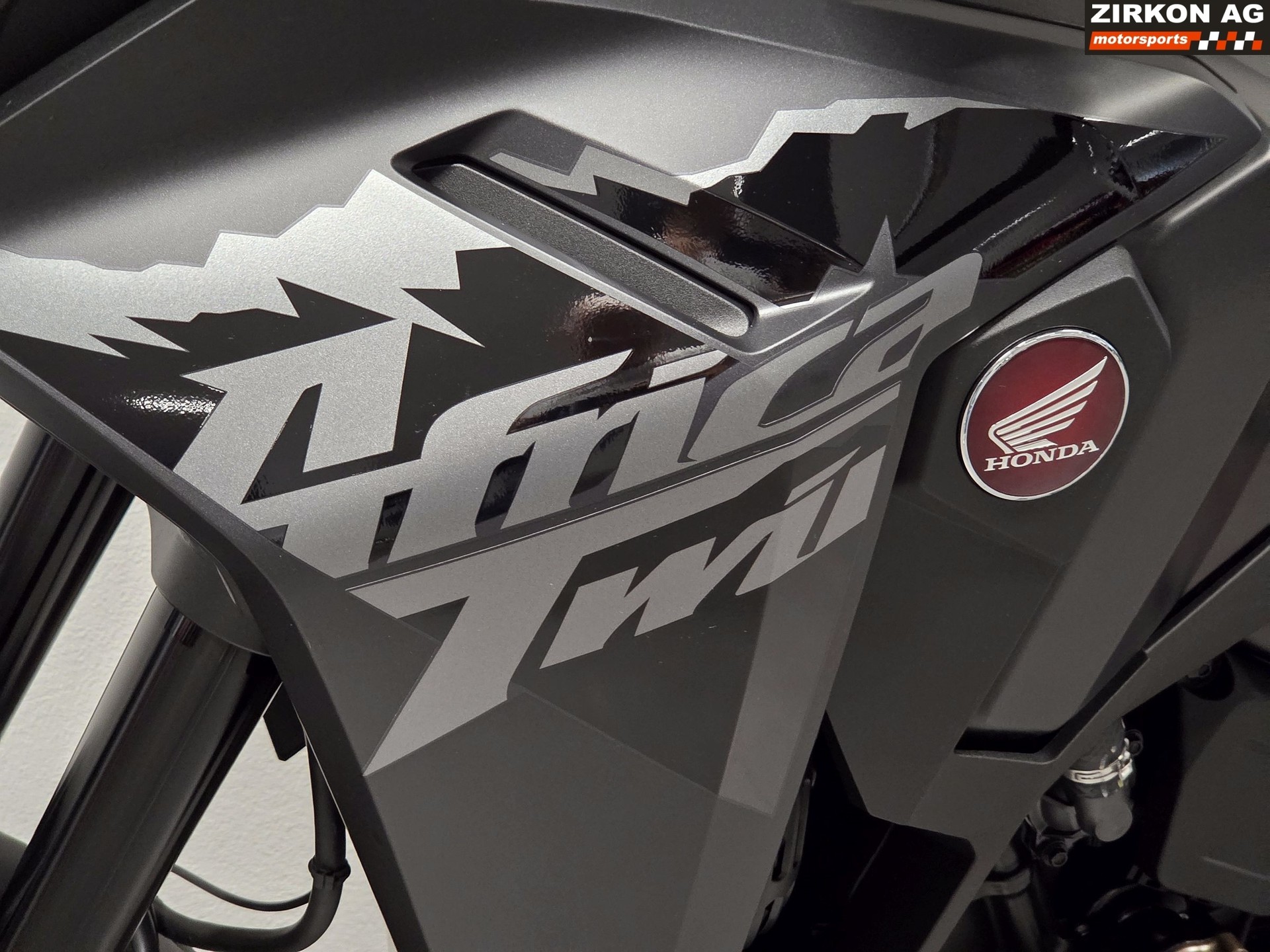 HONDA CRF 1100 Africa Twin-image-14