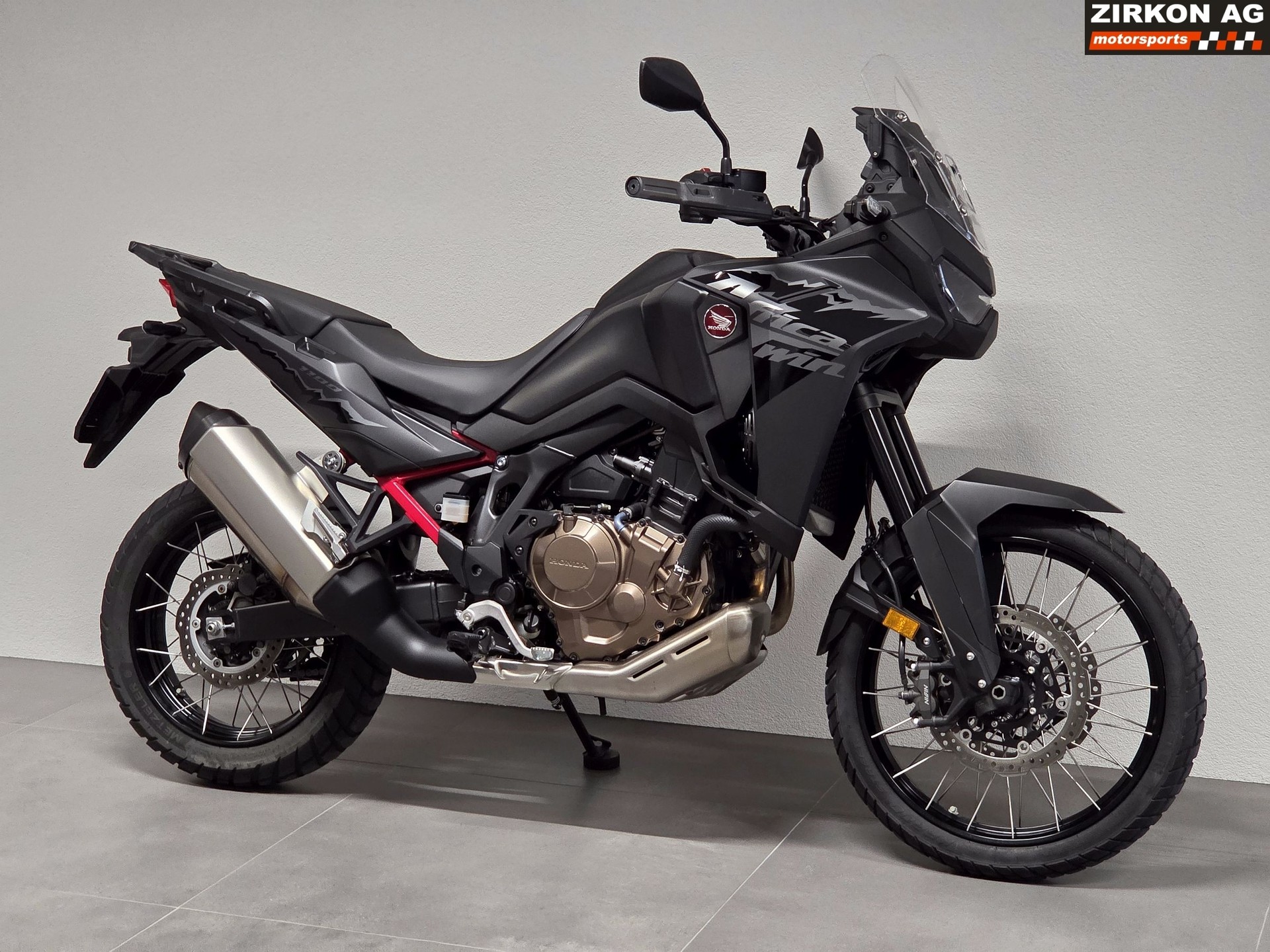 HONDA CRF 1100 Africa Twin-image-1