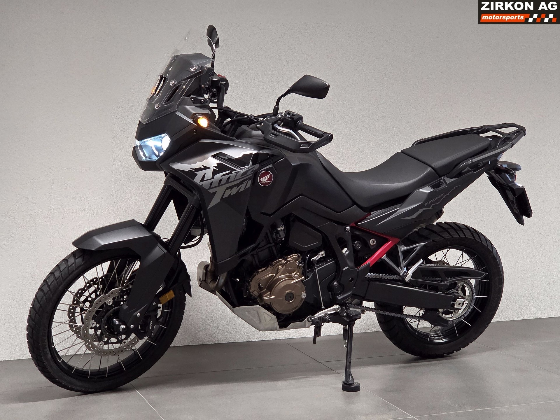 HONDA CRF 1100 Africa Twin-image-9