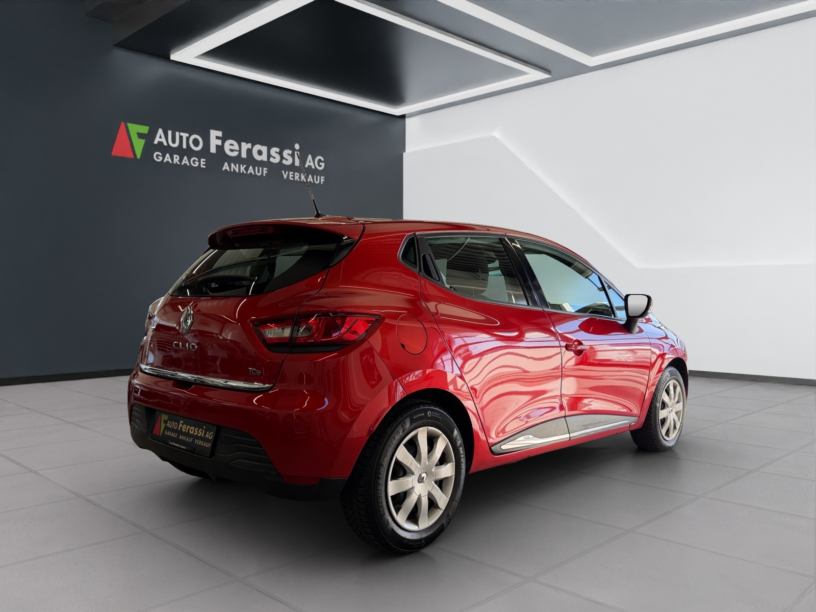 RENAULT Clio 0.9 12V Dynamique-image-5