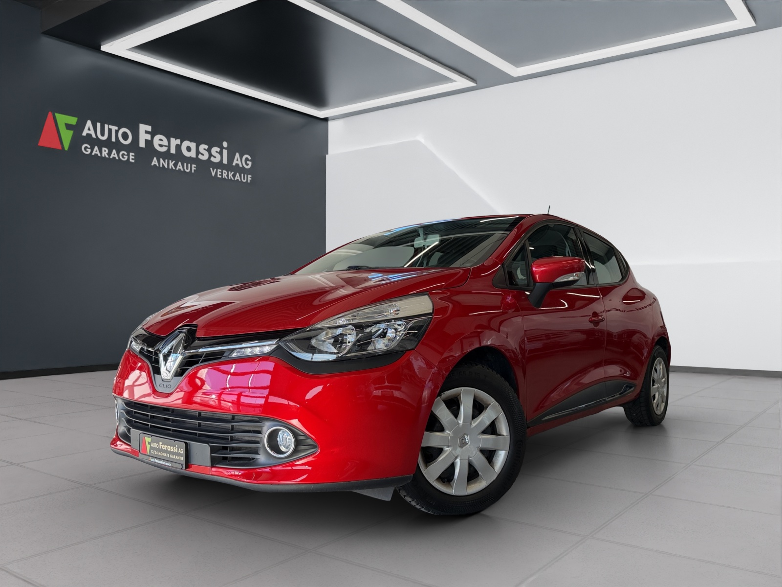 RENAULT Clio 0.9 12V Dynamique