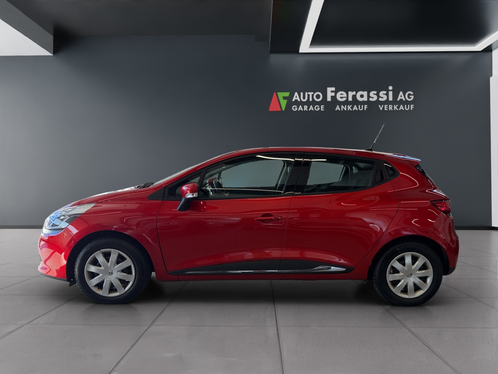 RENAULT Clio 0.9 12V Dynamique-showroom-element-1