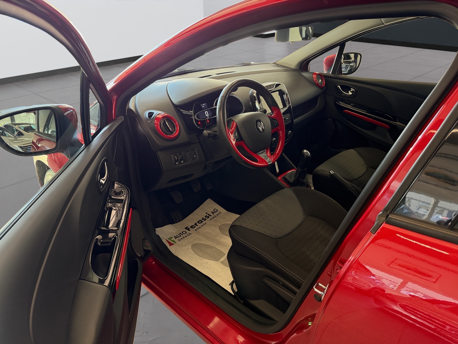 RENAULT Clio 0.9 12V Dynamique-image-25