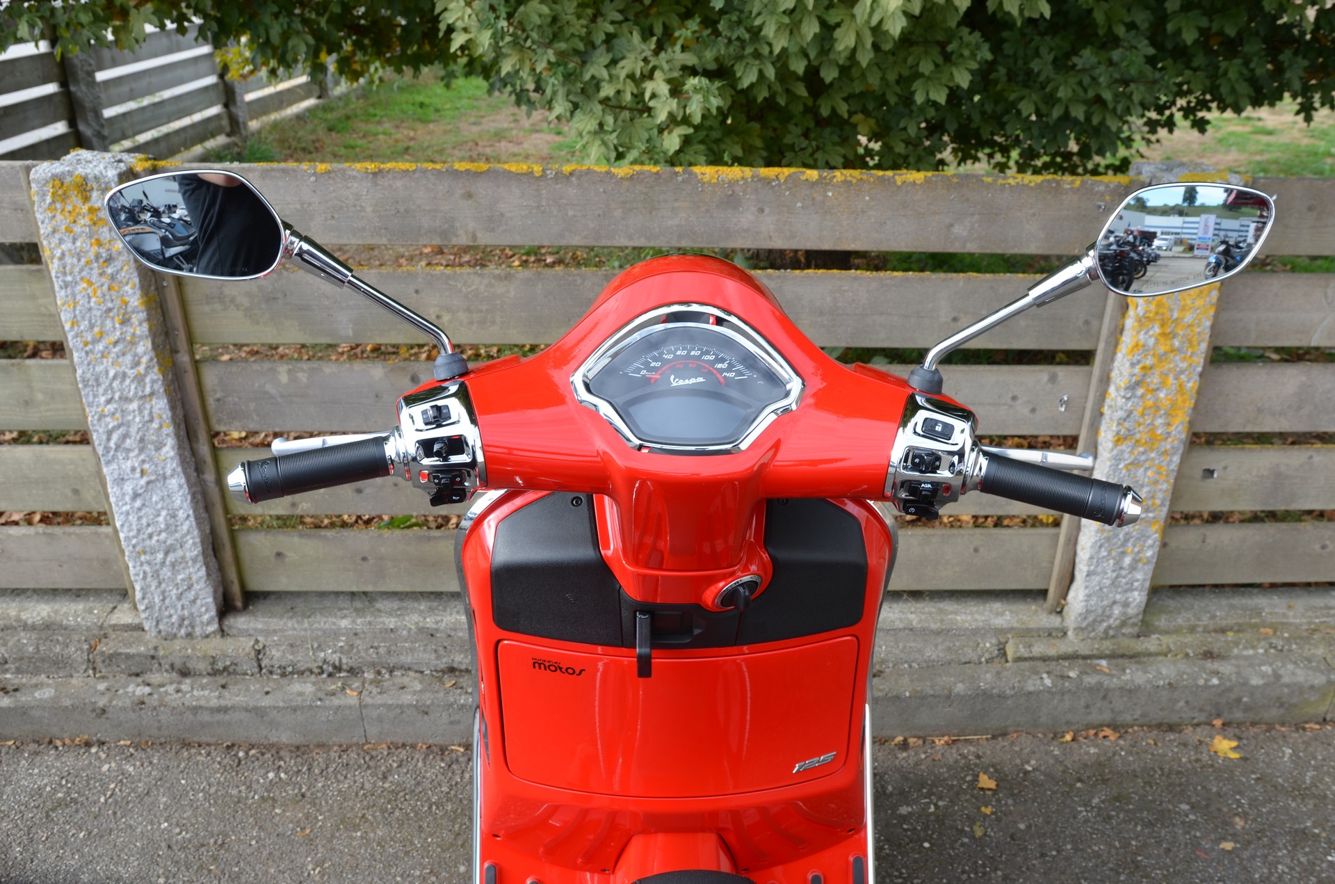 PIAGGIO Vespa GTS 125 Super RST Euro 5+-image-11