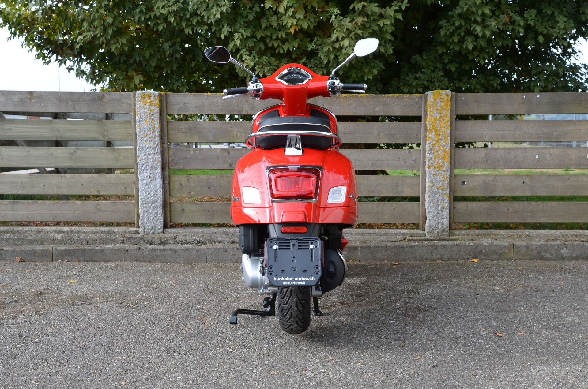 PIAGGIO Vespa GTS 125 Super RST Euro 5+-image-8