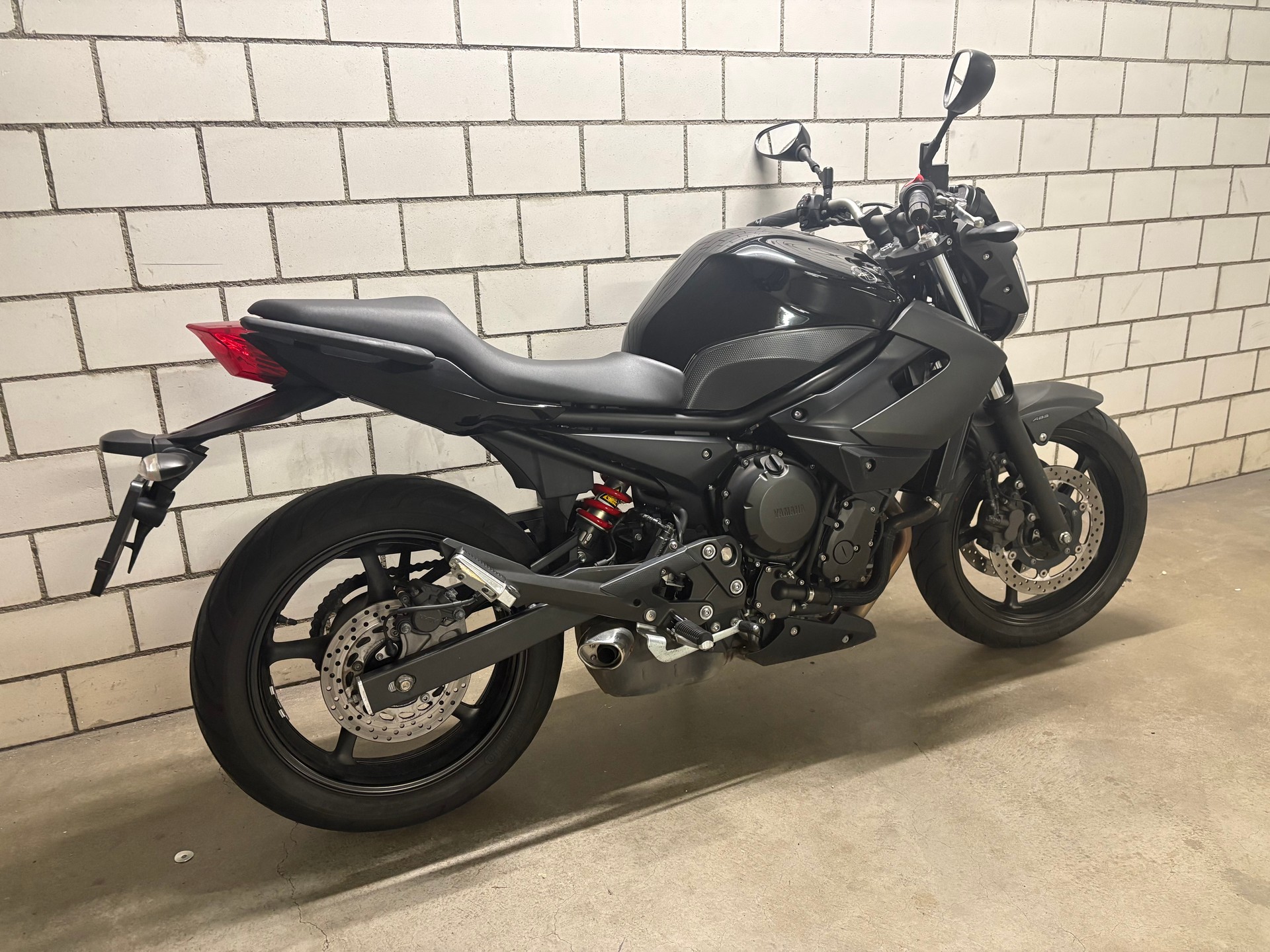YAMAHA XJ 6 N ABS-image-2