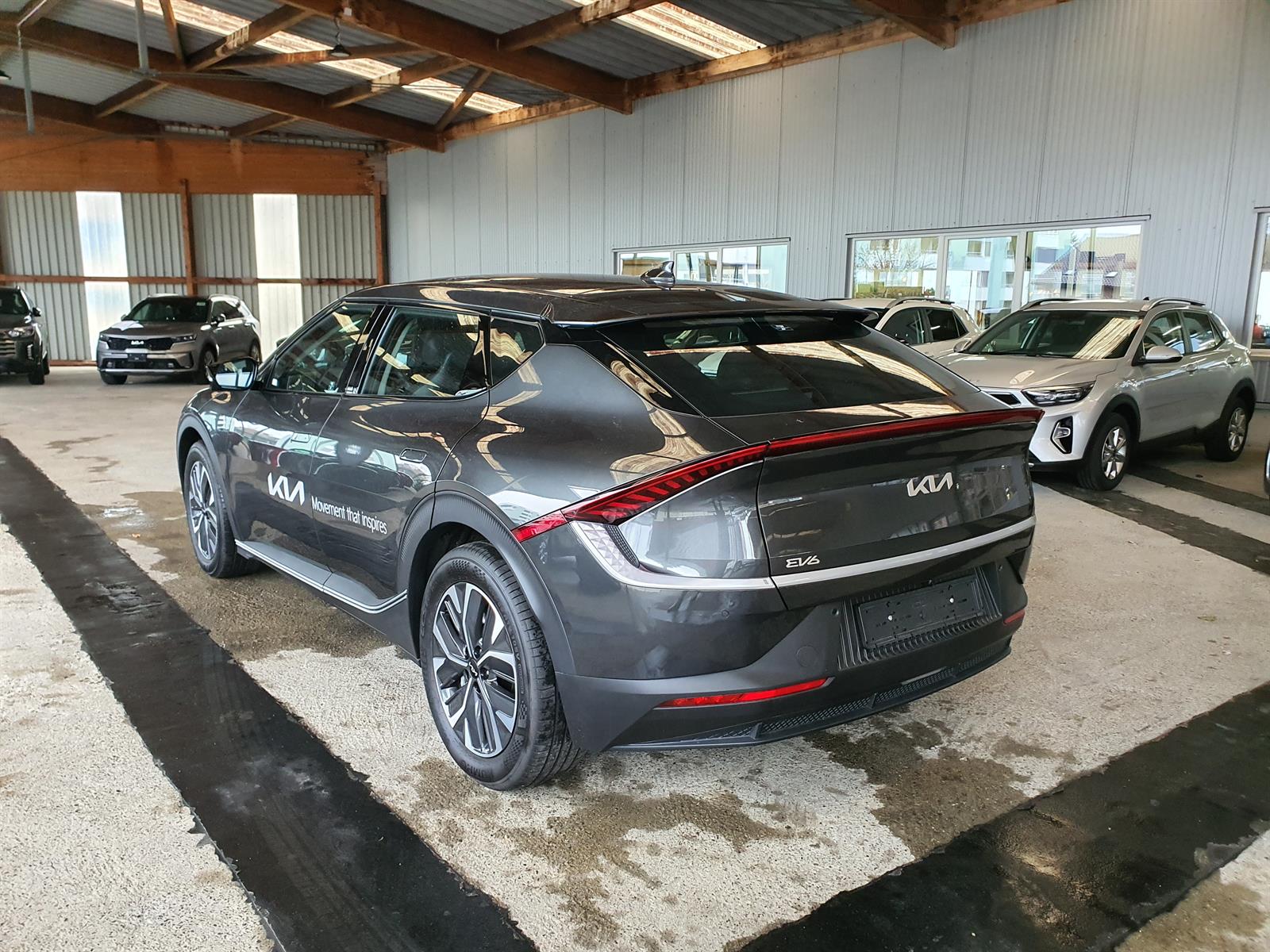 KIA EV6 77 kWh-showroom-element-2