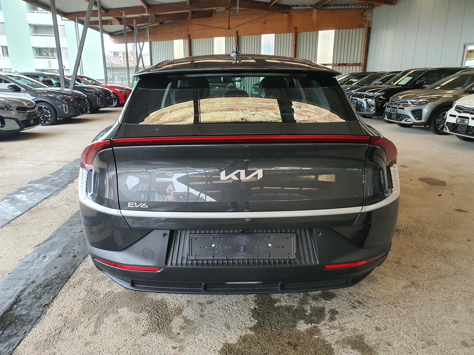 KIA EV6 77 kWh-showroom-element-3