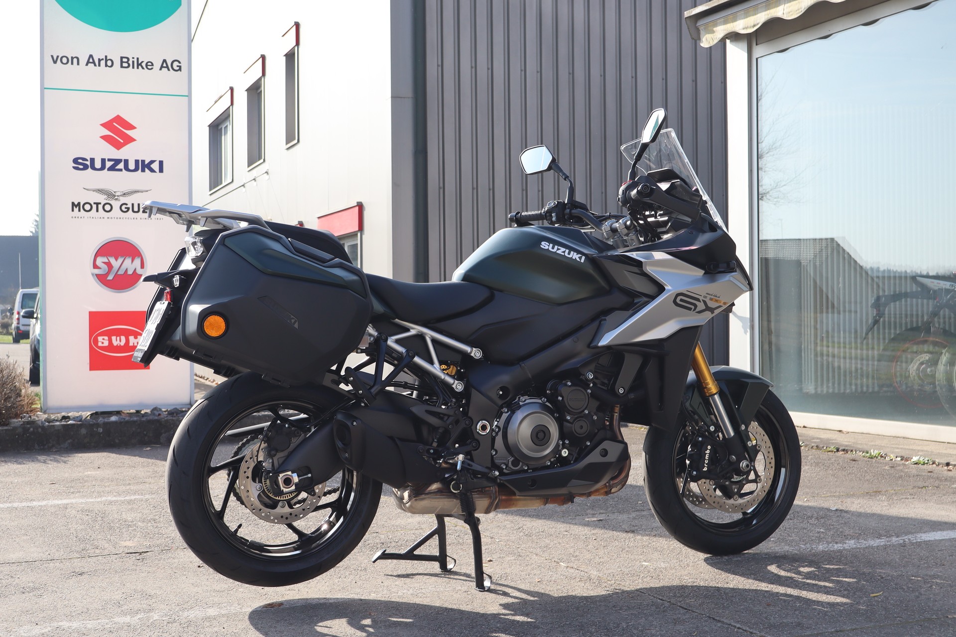 SUZUKI GSX-S 1000 GX Travel-image-2