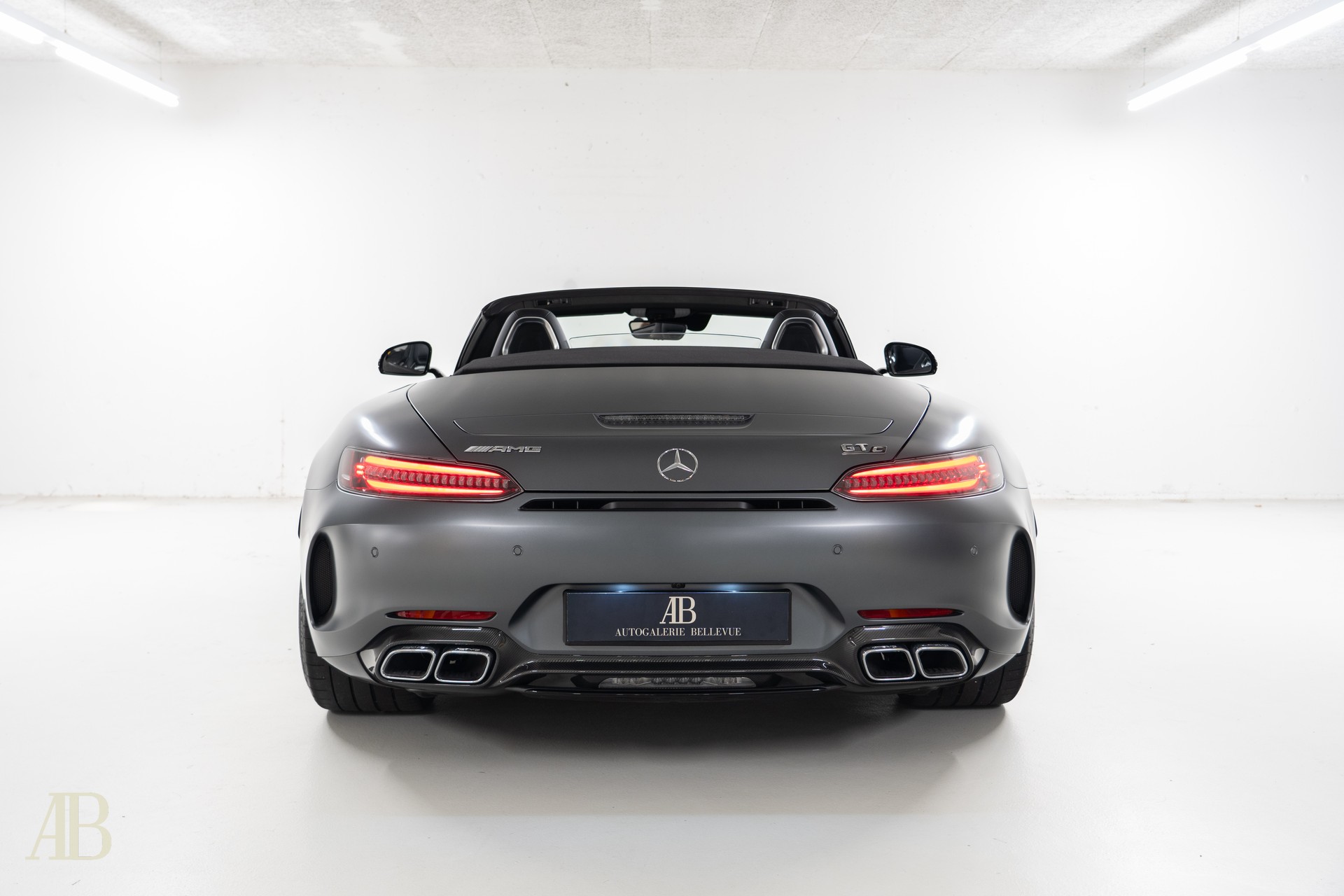 MERCEDES-BENZ AMG GT C Roadster Speedshift DCT-image-8