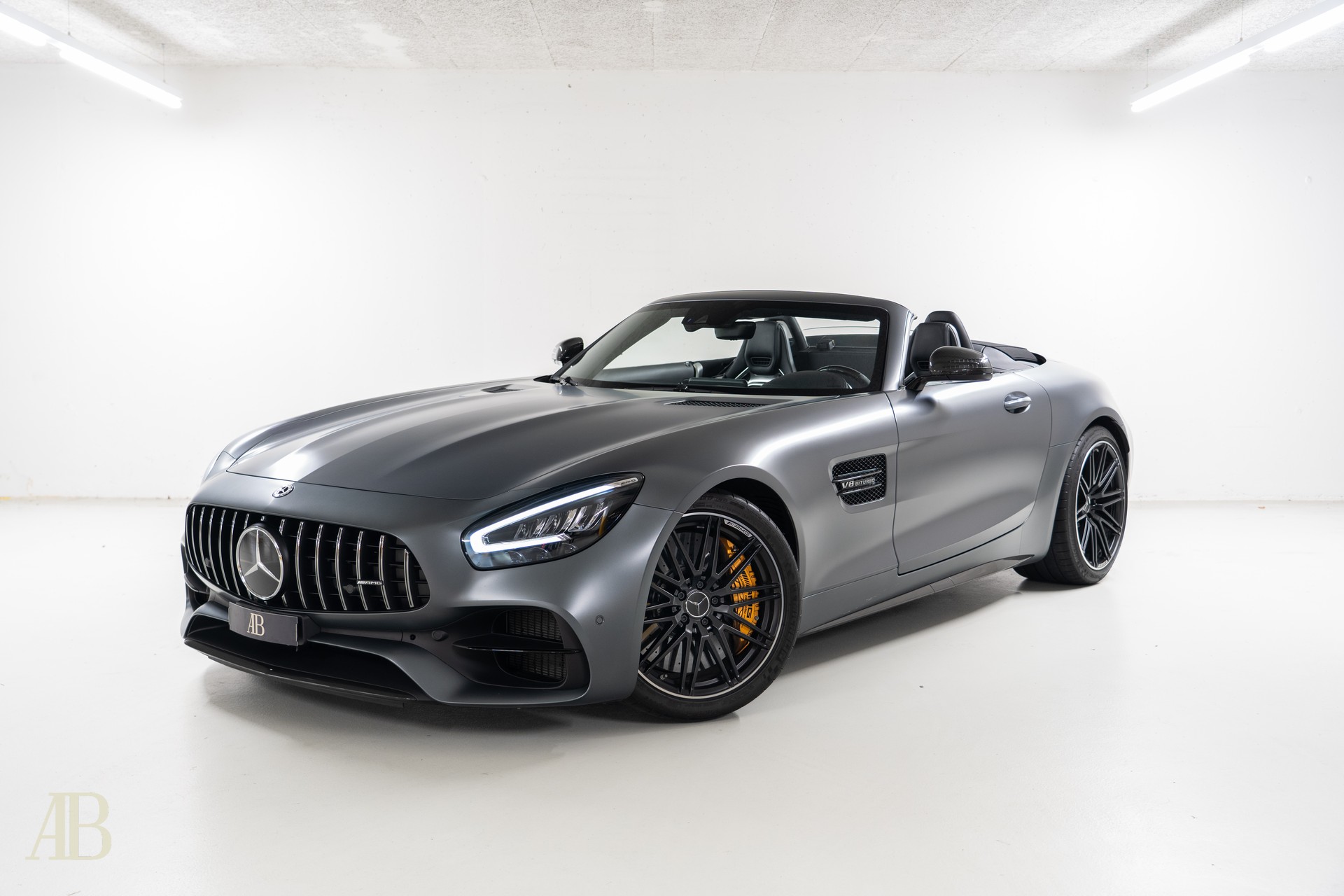 MERCEDES-BENZ AMG GT C Roadster Speedshift DCT-image-3