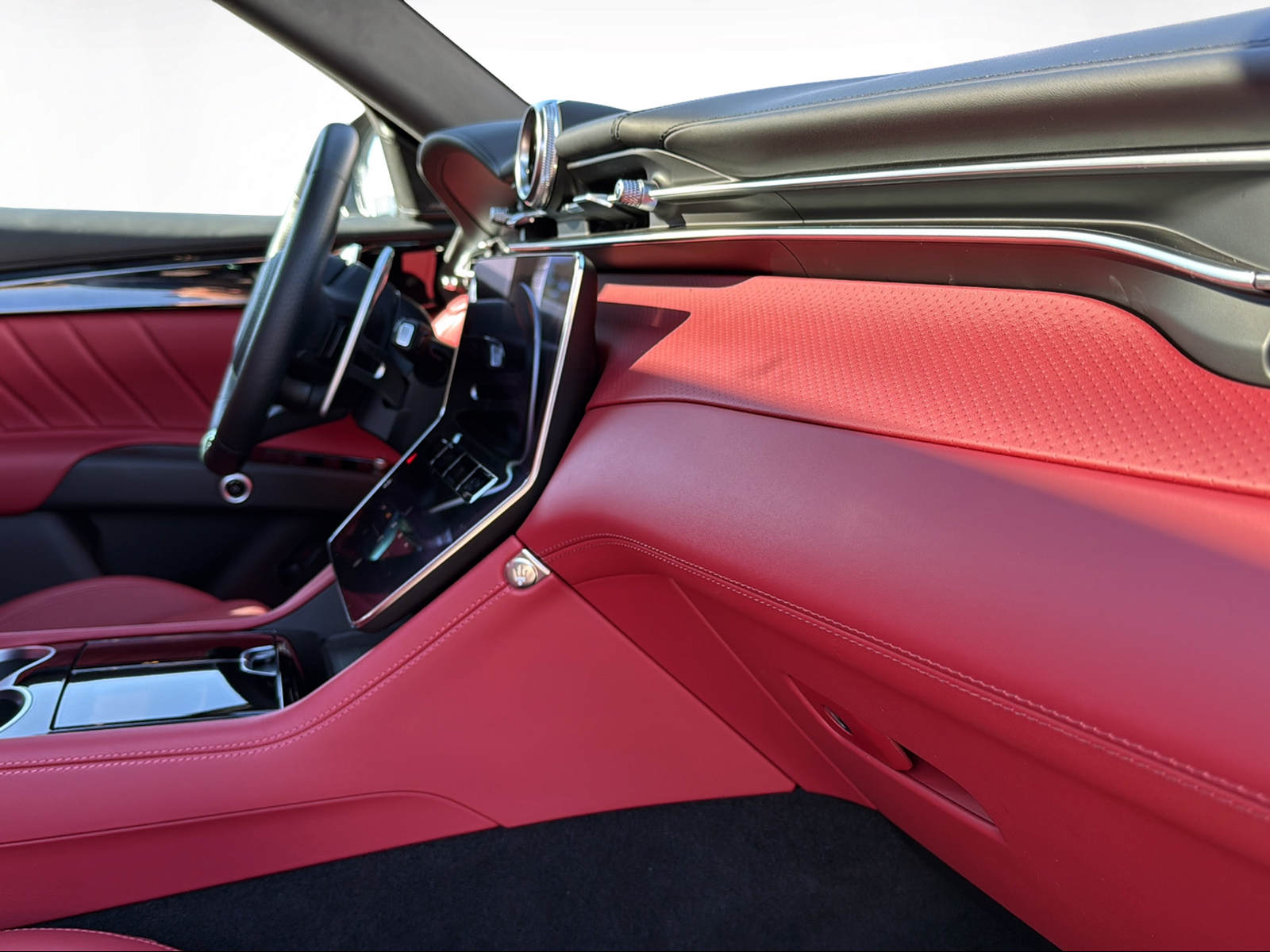 MASERATI Grecale 2.0 MHEV Modena Hybrid Automatica-image-9