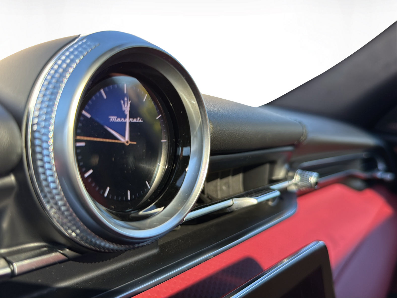 MASERATI Grecale 2.0 MHEV Modena Hybrid Automatica-image-14